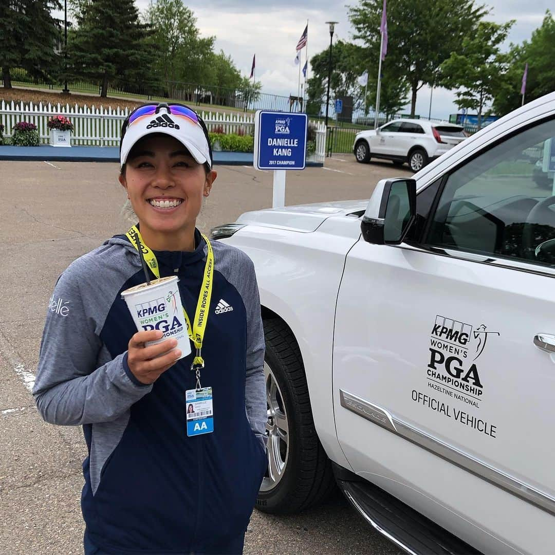 ダニエル・カングさんのインスタグラム写真 - (ダニエル・カングInstagram)「so happy 😂 @kpmgwomenspga ••• 📷: @mavmcnealy」6月24日 7時54分 - daniellekang