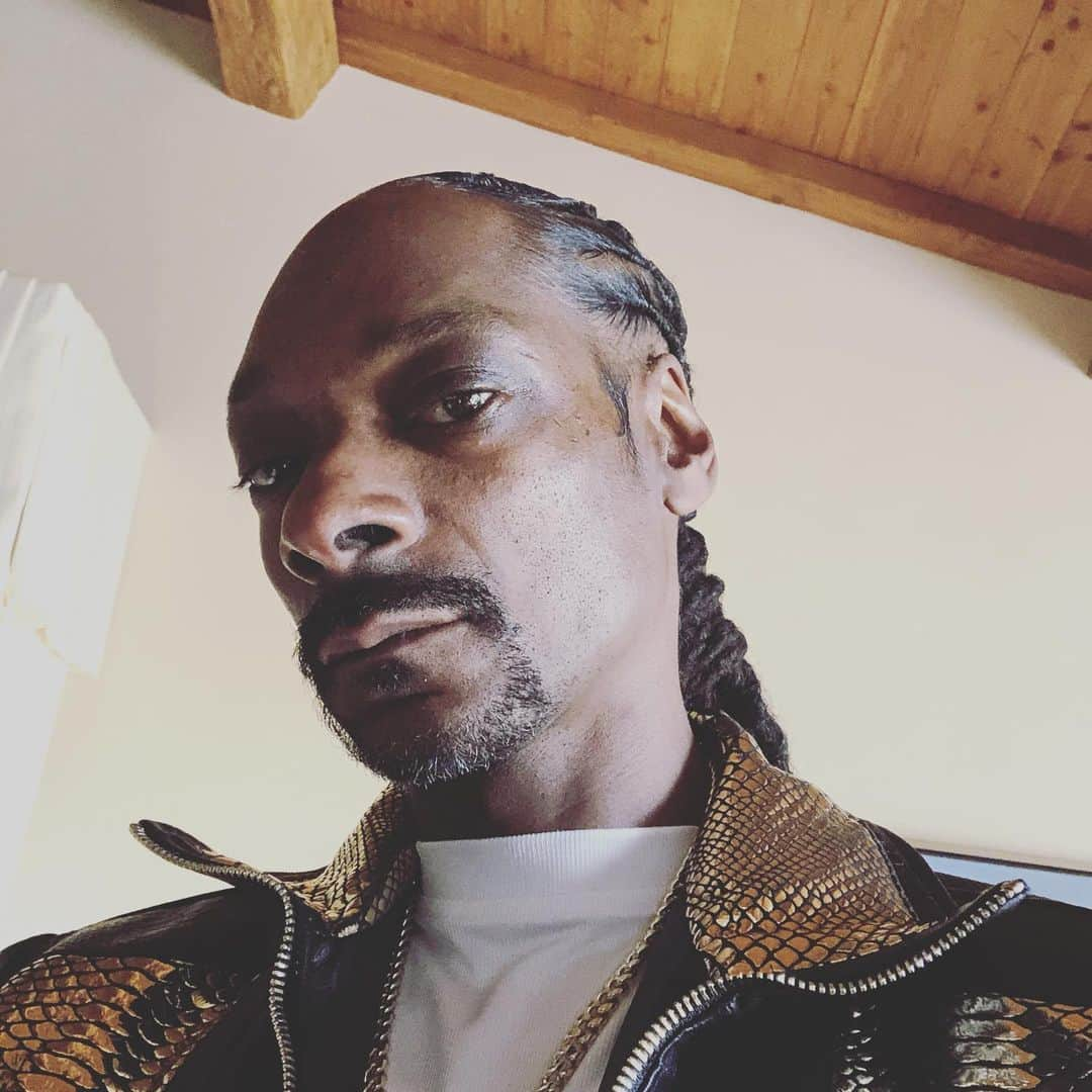 スヌープ・ドッグさんのインスタグラム写真 - (スヌープ・ドッグInstagram)「Edges snatched 💯🔥😹😹」6月24日 8時38分 - snoopdogg