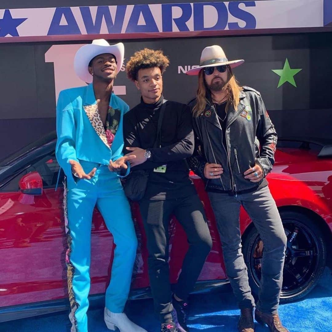 ビリー・レイ・サイラスさんのインスタグラム写真 - (ビリー・レイ・サイラスInstagram)「‪#BETAwards! @lilnasx @youngkio #OTR‬」6月24日 8時53分 - billyraycyrus