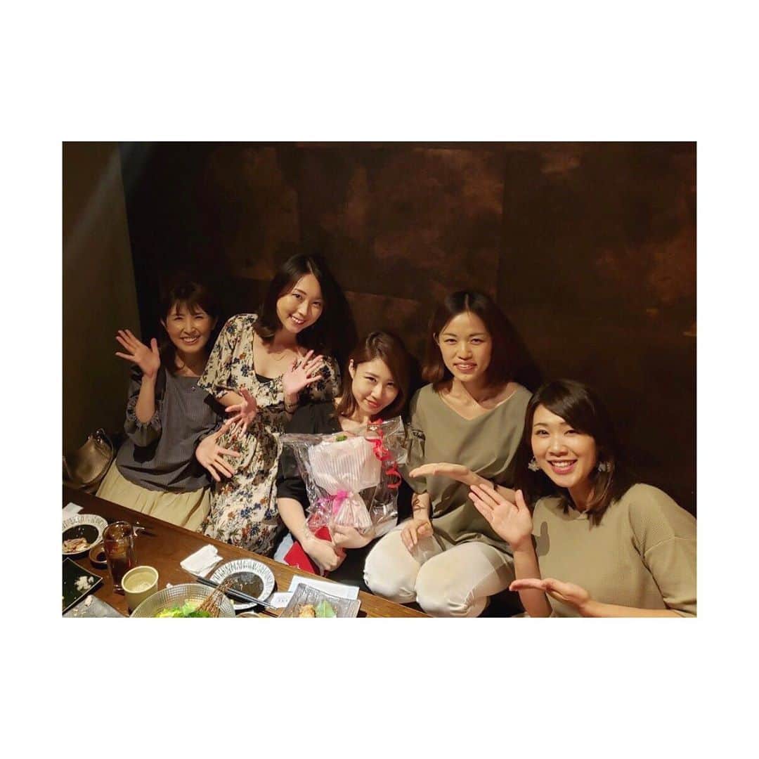 DJ みぃのインスタグラム：「ABCラジオ「with you」ご飯会🥰🎶今回もとっても楽しかったー！😍自然体な皆さんが大好き💓しかも私の結婚祝いまでして下さってありがとうございます😭😭😭💕しばらく眺めちゃうな😂✨今週のwith youは色々盛り上がりそうですよ🤣🎶また皆さんとご飯に行きたいな🥰 #withyou #abcラジオ #中倉真梨子 さん #廣川陽子 さん #塩田えみ さん #中井真奈 さん #みぃ」