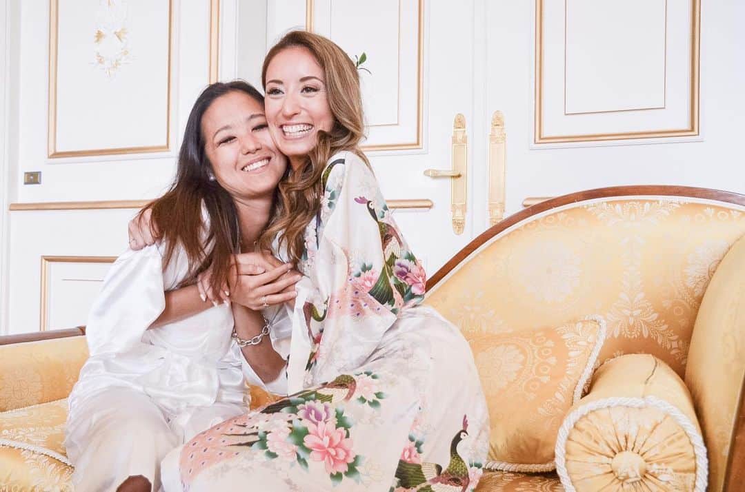 太田エイミーのインスタグラム：「Love this girl so much 🥂 @haruiwanami happy birthday ! . . . . . . . @beaurivagepalace #lausanne #inlovewithswitzerland #beaurivagepalace」