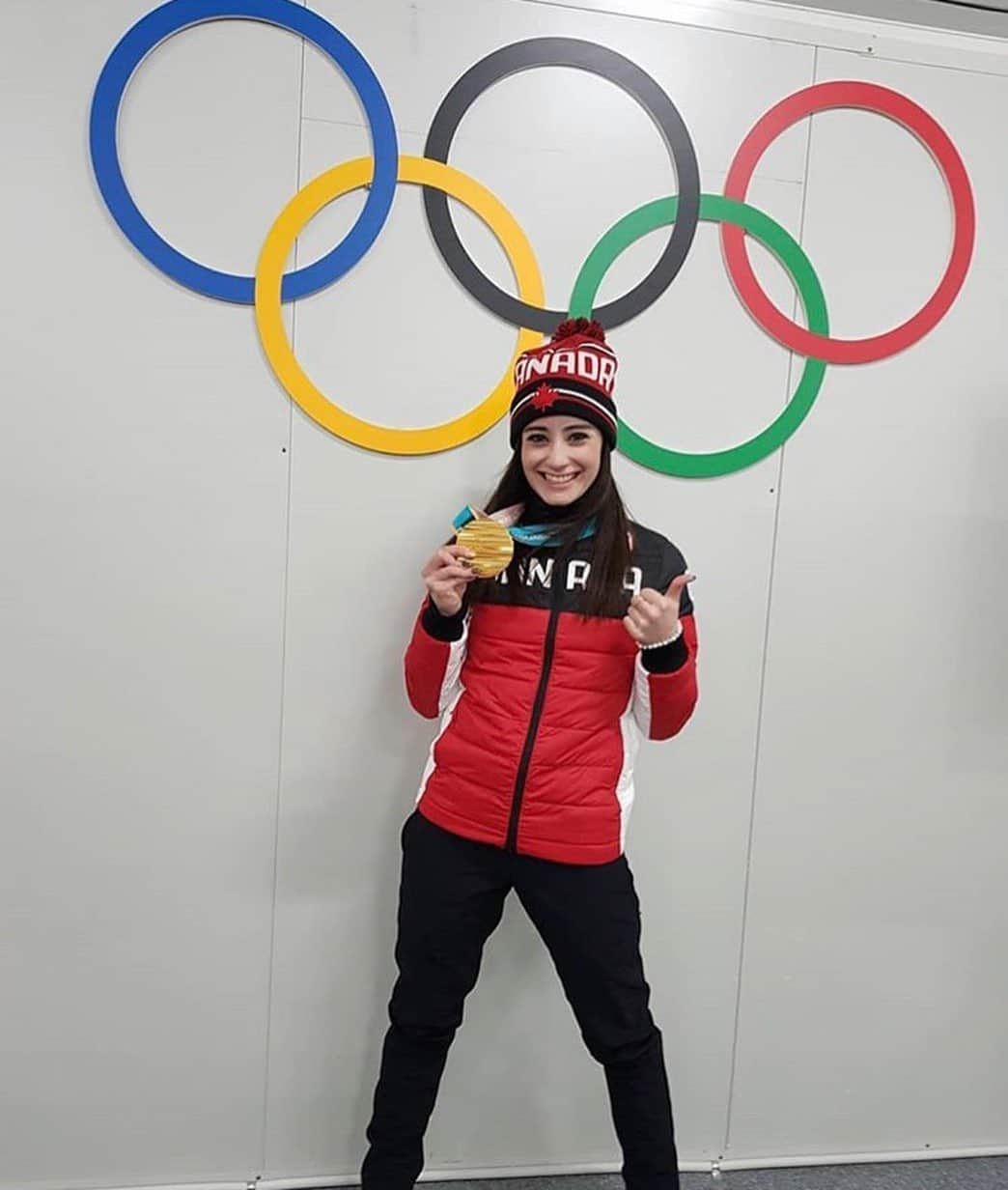 ケイトリン・オズモンドさんのインスタグラム写真 - (ケイトリン・オズモンドInstagram)「Happy Olympic Day! Some of the best moments in my life happened while in Sochi and Pyeongchang! I never understood what being an Olympian meant or stood for until I walked into closing ceremonies in Sochi. So incredible witnessing the World unite and cheer for each country and their athletes is truly remarkable.  I hope to live up to being an “Olympian” my whole life. Endorsing health, determination, and unity! #olympicproud #olympicday #momentstoliveby #memoriesneverforgotten」6月24日 9時56分 - kaetkiss