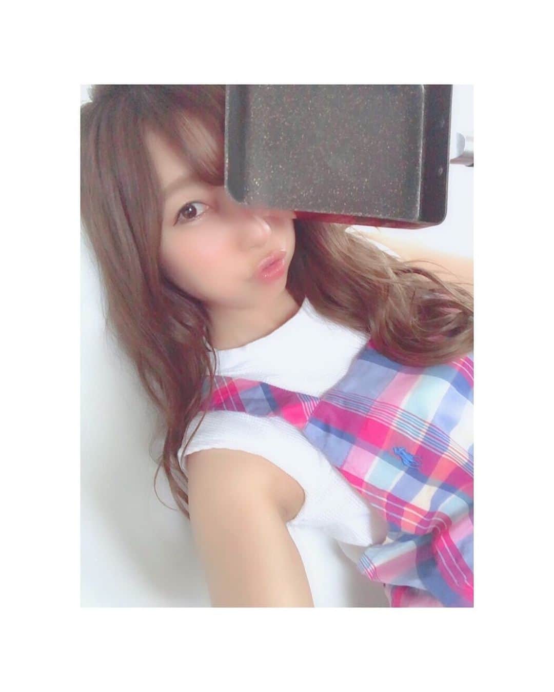 のインスタグラム：「・ ・ ・ エプロンが可愛いと 料理するのも楽しくなります♡ 今週も頑張っていきましょฅ^•ω•^ฅ ・ ・ #エプロン #可愛い #料理好き  #ralphlauren #ラルフローレン #ありがとう #今週も頑張ろう #followｍe」