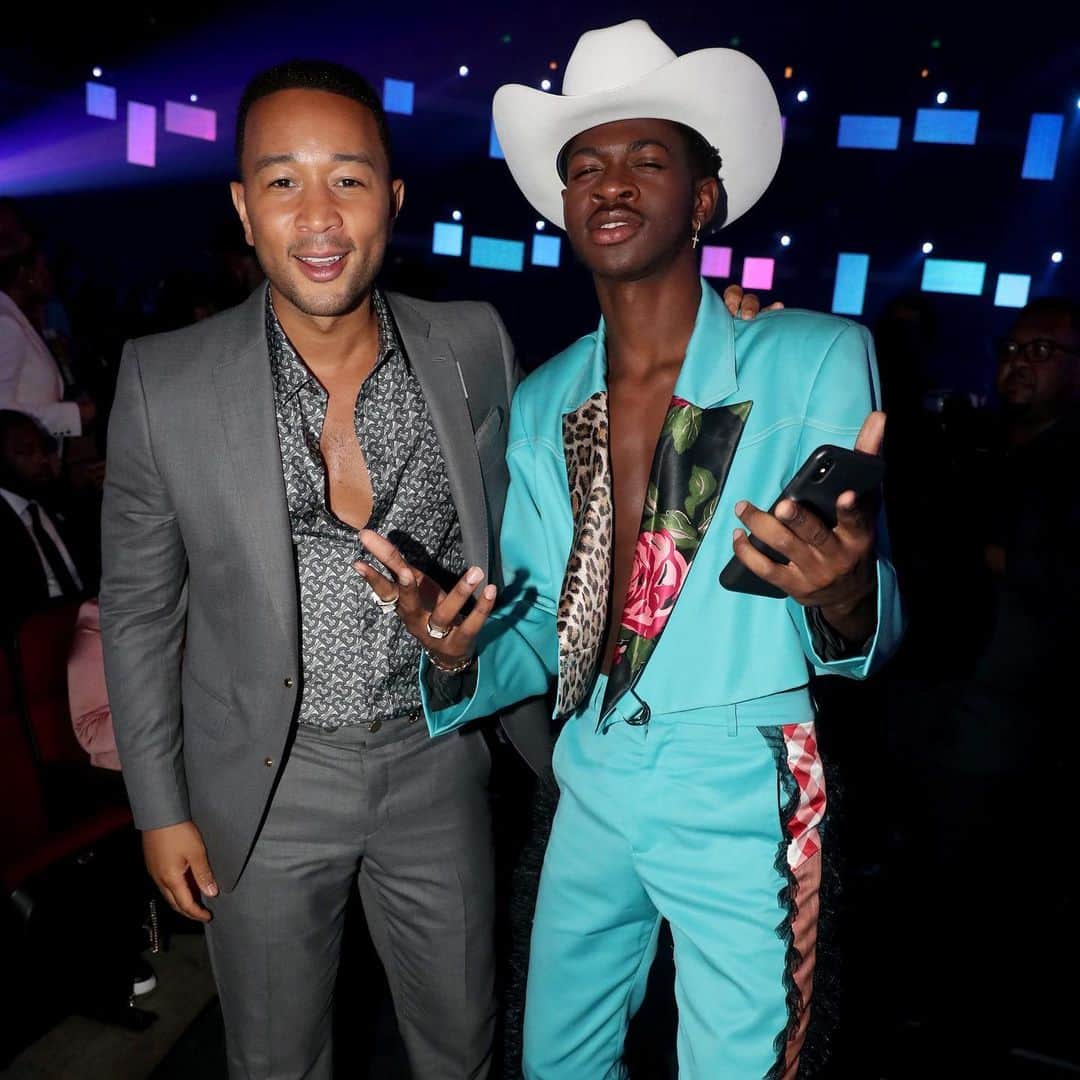E! Onlineさんのインスタグラム写真 - (E! OnlineInstagram)「Lil Nas X is winning at the #BETAwards. Can't nobody tell mE! nothin’. (📷: @lilnasx, Getty Images, Shutterstock)」6月24日 10時27分 - enews