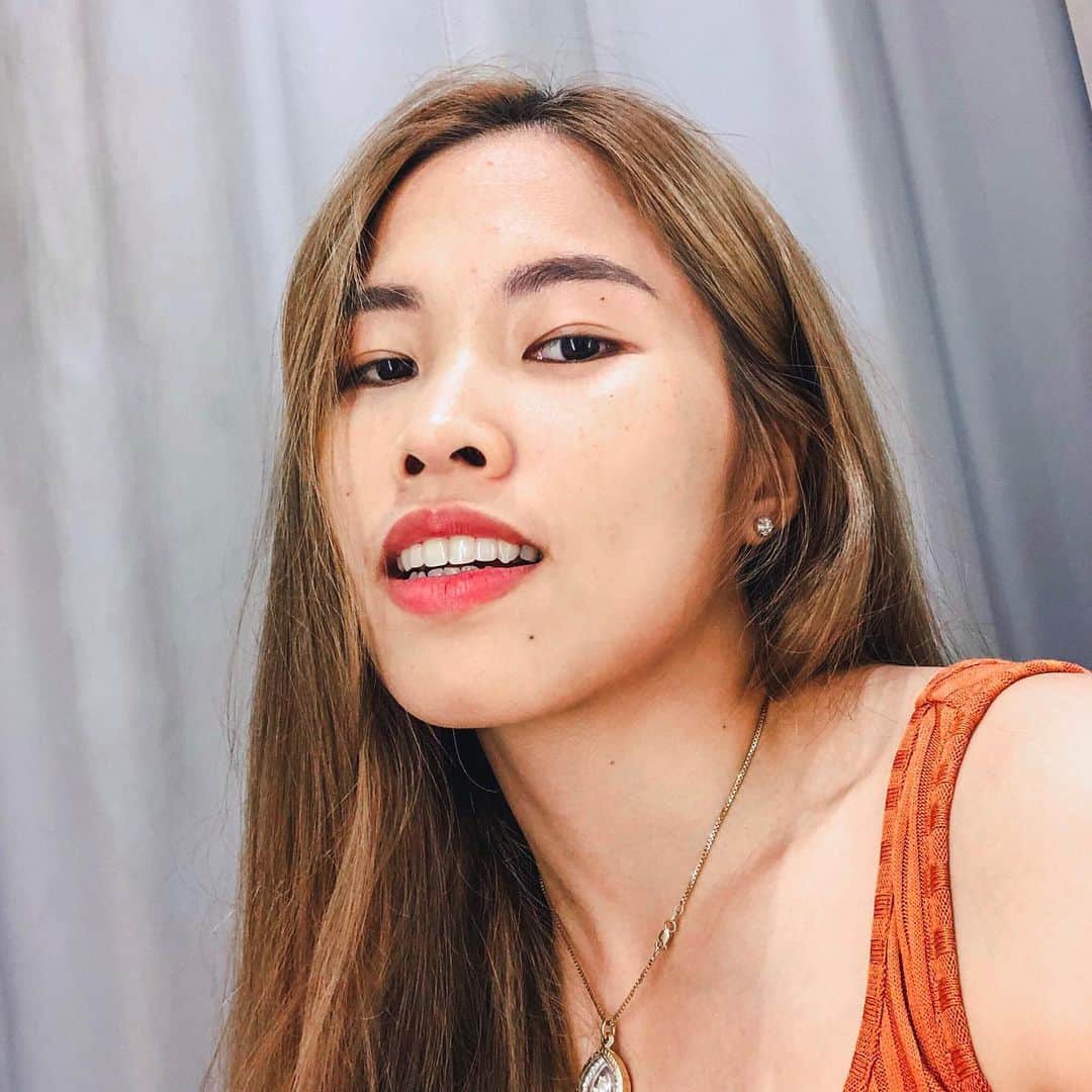ラチャノック・インタノンのインスタグラム：「𝑰 𝒍𝒊𝒌𝒆 𝒎𝒆 𝒃𝒆𝒕𝒕𝒆𝒓 𝒘𝒉𝒆𝒏 𝒊’𝒎 𝒘𝒊𝒕𝒉 𝒚𝒐𝒖. 🎼🖤」