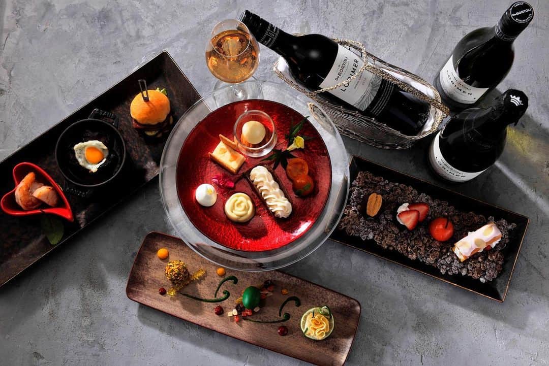 Table 9 TOKYO のグルメインスタ