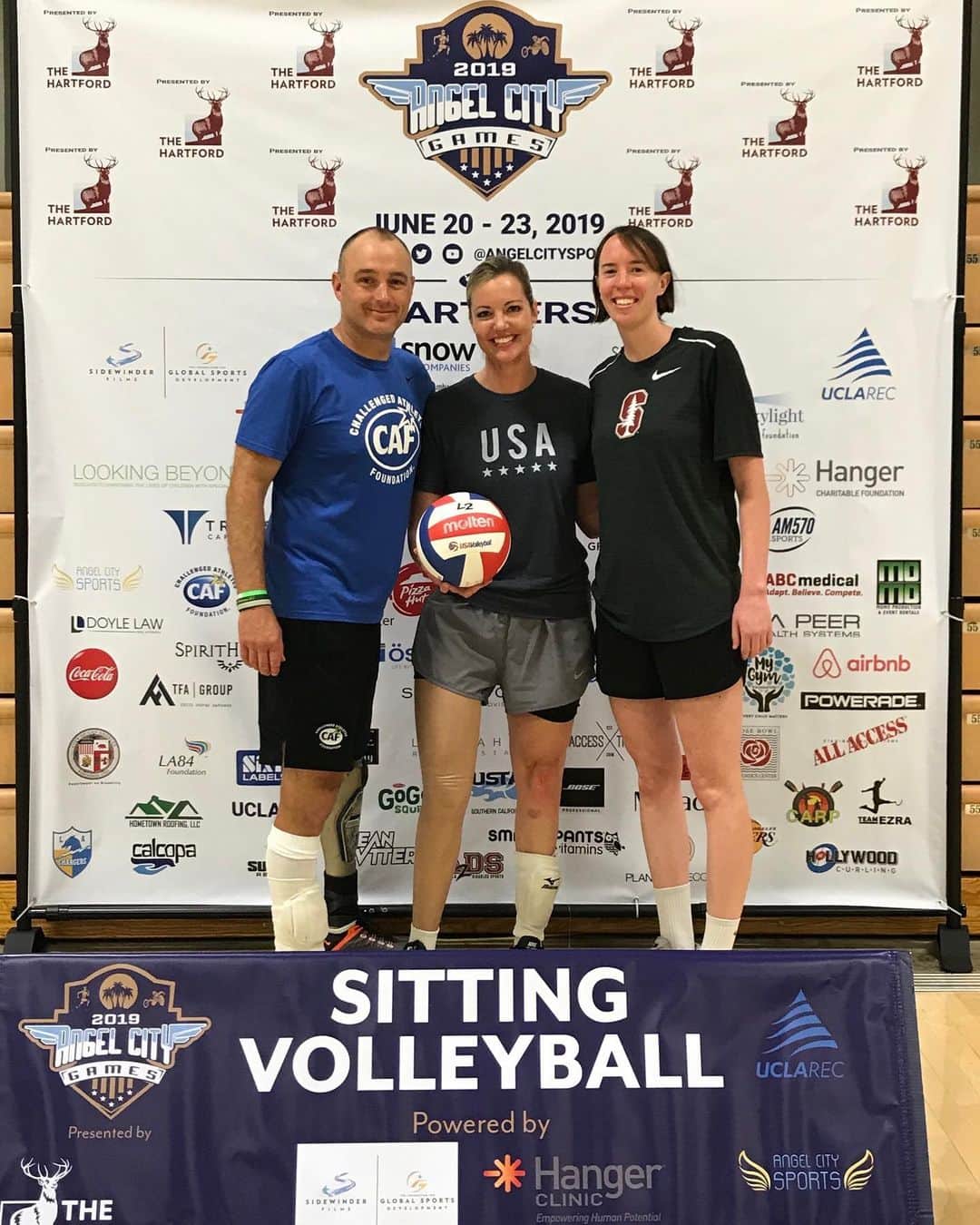 USA Volleyballさんのインスタグラム写真 - (USA VolleyballInstagram)「2004 Paralympic Games Sitting Volleyball bronze medalist Allison Compton was joined by @usavwnt Cassidy Lichtman and @usav_sitting_mnt’s Sam Surowiec at this weekend’s #AngelCityGames, the premier adaptive sports festival for people with a physical disability or mobility impairment.」6月24日 10時58分 - usavolleyball