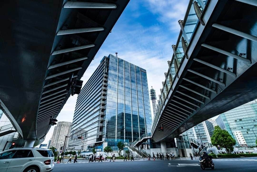 東京カメラ部 横浜分室さんのインスタグラム写真 - (東京カメラ部 横浜分室Instagram)「Photo by @mako_photo_7125⠀ 「新高島駅」⠀ https://www.instagram.com/p/By_1O2ggeR4/⠀ .⠀ いいね！＆コメント大歓迎！⠀ ※投稿に関するご注意・ポリシーは東京カメラ部に準じます。詳しくは下記をご覧ください。⠀ http://app.minpos.com/fb/willvii/camera_jpn/static/guideline⠀ .⠀ #みなとみらい線フォト散歩 #みなとみらい線フォトさんぽ #みなとみらい線 #横浜 #新高島 #みなとみらい #馬車道 #日本大通り #元町中華街 #yokohama #東京カメラ部 #Japan #photo #写真 #日本⠀ Follow: @TCC.Yokohama」6月24日 11時00分 - tcc.yokohama