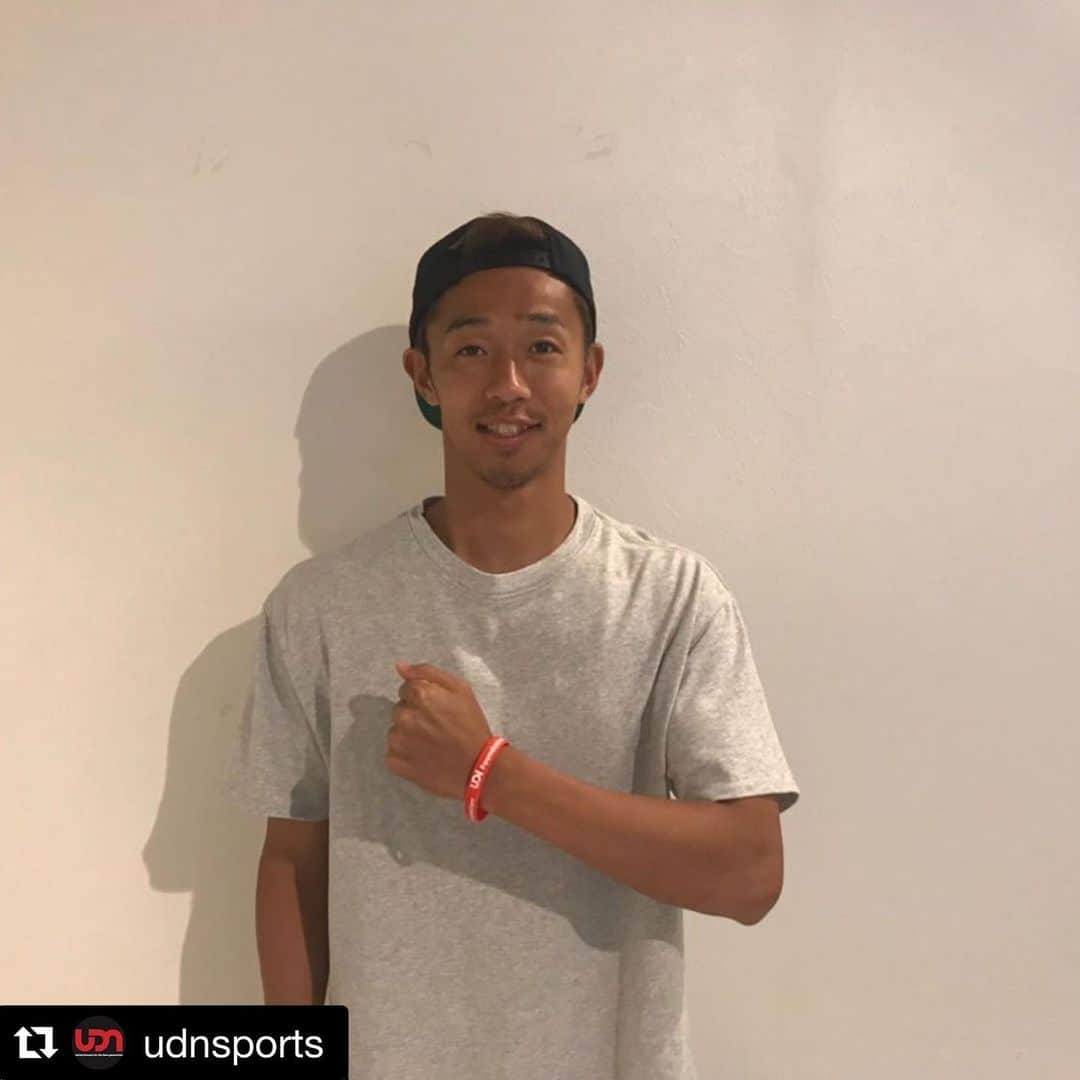 清武弘嗣のインスタグラム：「スポーツを通じて出来る事、チャレンジしていきましょ👍  #Repost @udnsports with @get_repost ・・・ 清武弘嗣選手が #udnfoundation の活動に賛同して頂きました。 清武選手への応援よろしくお願いします👍 清武弘嗣/MF/C大阪 #udnsports #udn #udnバンド #夢 #未来 #清武弘嗣」