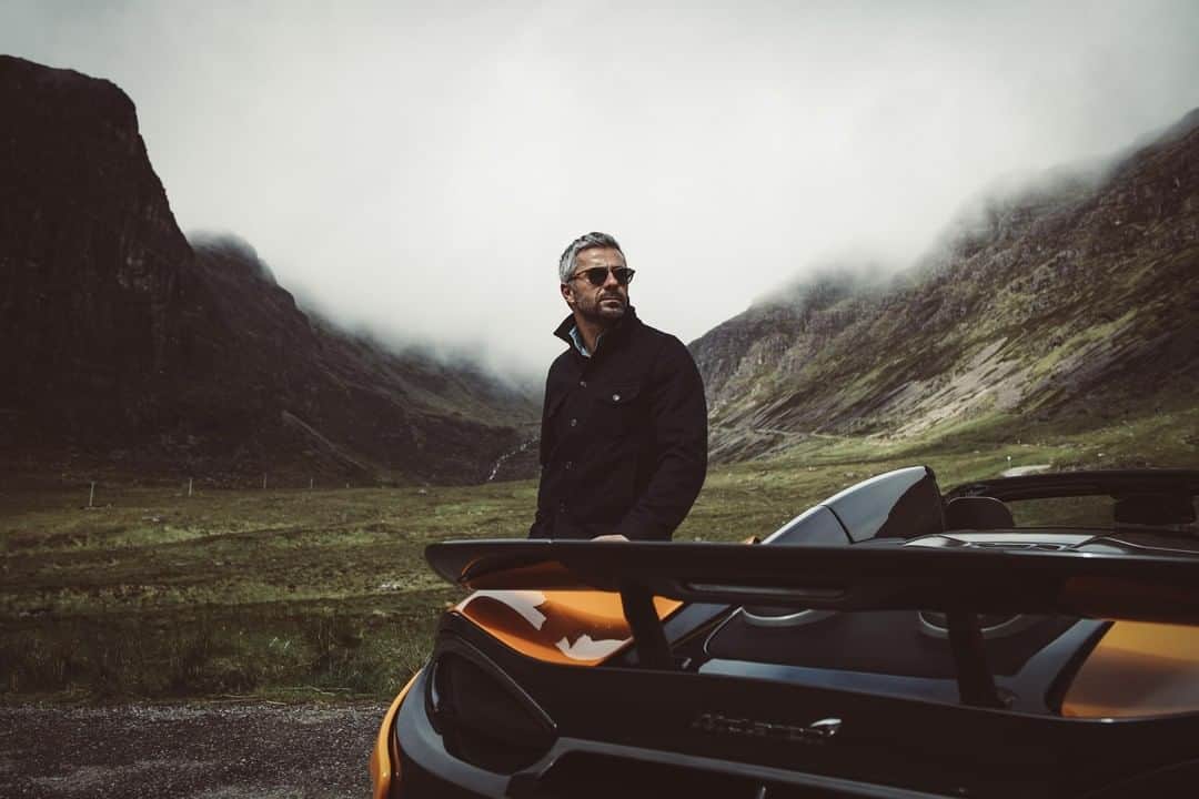 McLaren Automotiveさんのインスタグラム写真 - (McLaren AutomotiveInstagram)「There are many unforgettable drives to be had across the world, but for our latest trip we chose the wilds of North Scotland. A remote, beautiful and sometimes barren wilderness, it's the perfect companion to the #600LTSpider's raw and undiluted driving experience.  Pics from @leicauk M10-D」6月24日 20時30分 - mclarenauto
