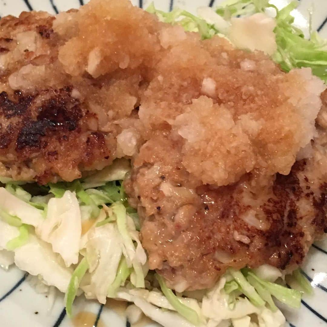 柳家さん生さんのインスタグラム写真 - (柳家さん生Instagram)「6/24晩ご飯だぁ〜 おろし豆腐ハンバーグ 摘果スイカ出汁煮 お煮しめ 茗荷ご飯🍚 #さん生 #摘果スイカ #豆腐ハンバーグ #おろしポン酢」6月24日 20時38分 - waraiguma1957