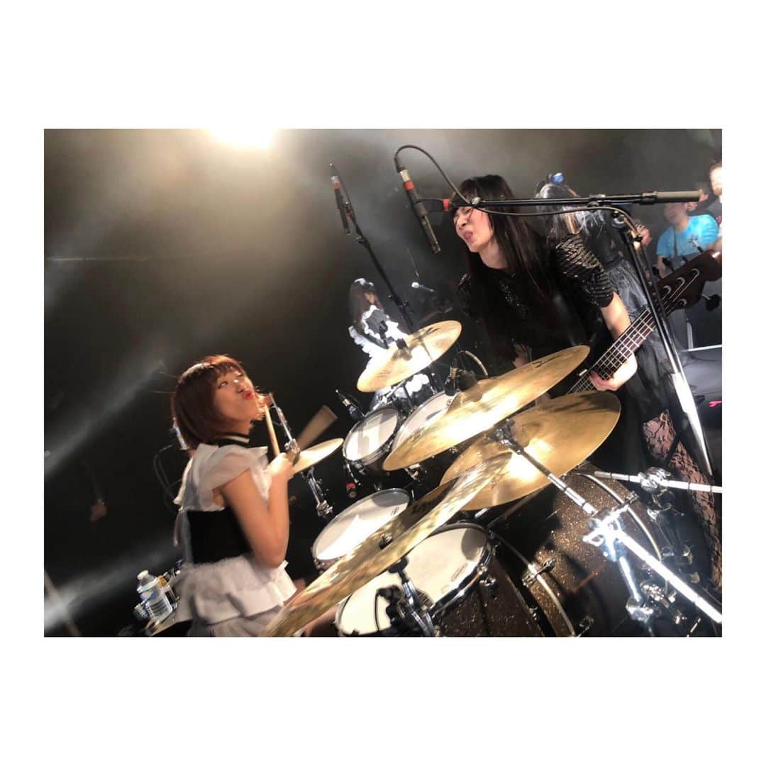 廣瀬茜さんのインスタグラム写真 - (廣瀬茜Instagram)「【WORLD TOUR🌏】 BAND-MAID WORLD DOMINATION TOUR 2019【激動】~gekidou~ June 23th (Sun.) Paris @ Le Trabendo🇫🇷 . Merci pour hier. J'ai passé un très bon moment❣️ . #bandmaid #worldtour #gekidou #paris」6月24日 20時57分 - akane_bandmaid