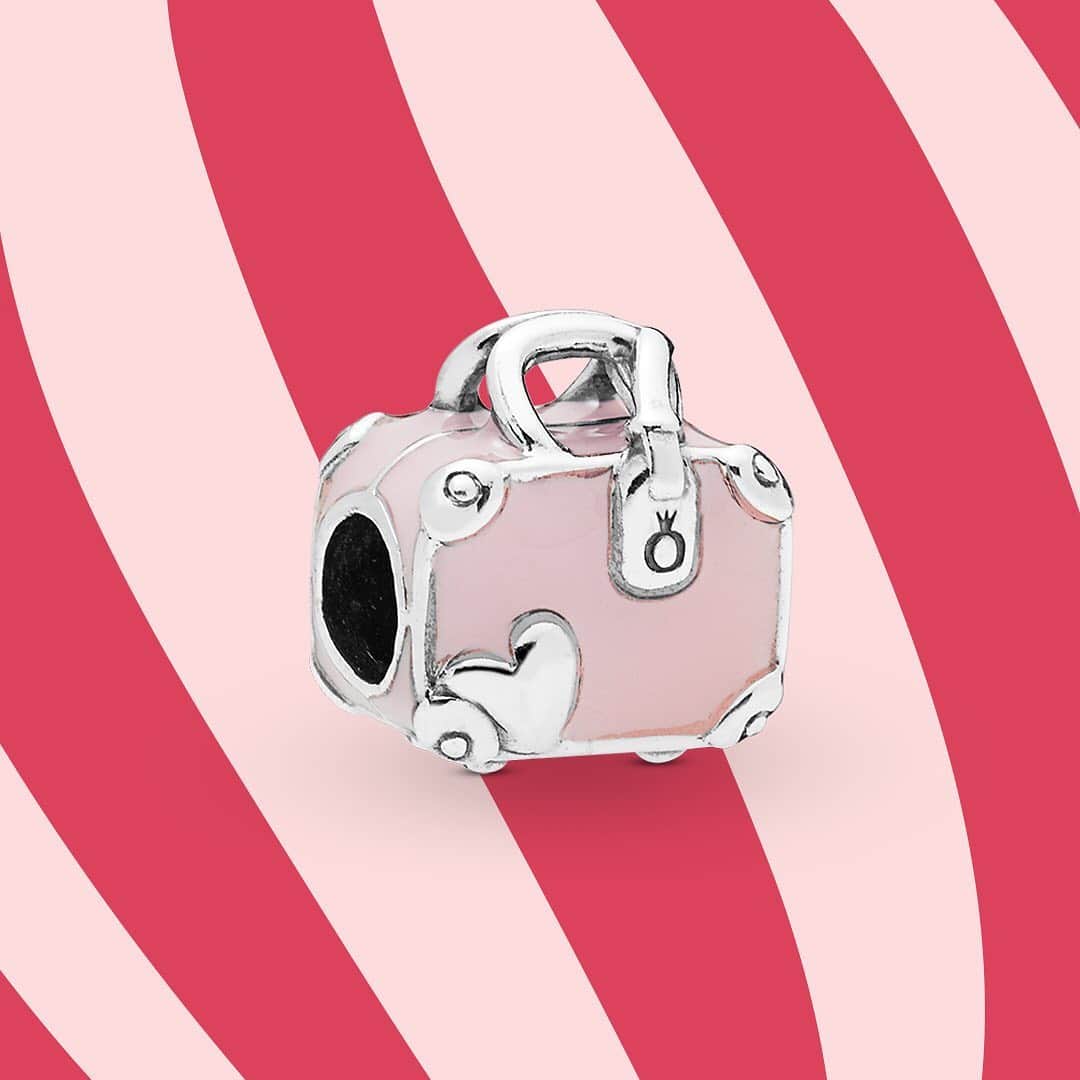 PANDORAさんのインスタグラム写真 - (PANDORAInstagram)「Last minute trips beckon but don’t forget your suitcase! A chic carryon made from sterling silver with a swath of pink enamel reminds you where you’ve been—and where you’re headed. #Pandora #TravelInStyle #PandoraCharm #PandoraStyle」6月24日 21時16分 - theofficialpandora