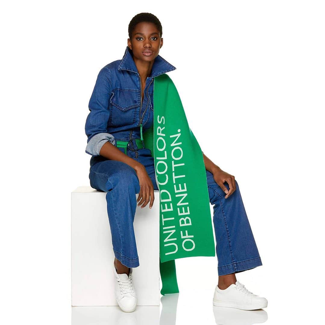 ベネトンさんのインスタグラム写真 - (ベネトンInstagram)「Stylishly comfortable in our denim jumpsuit, designed by @jcdecastelbajac  #Benetton #SS19 #colors」6月24日 21時25分 - benetton