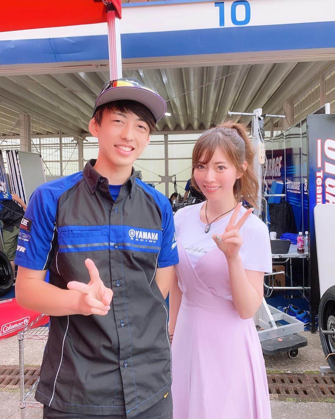 さわいえりさんのインスタグラム写真 - (さわいえりInstagram)「2019 全日本ロードレース選手権 筑波戦 ・ 《決勝結果》 ST600クラス  51GARAGE NITRO RACING  #1 岡本選手 優勝 #51 関野選手 18位  悪天候の中スタートした決勝レース。 Race1では、絶対にあり得ないだろうと思うレース展開に言葉をなくしましたが、、 Race2での岡本選手はPole to winを果たし、もぅ流石の一言。感動しました。 関野選手の9台抜きも素晴らしかったです！ もの凄いプレッシャーと、ライバルライダー達の中で、 2人の強いメンタルと明るさに、私が元気をもらいました。  後半戦もファイト〜〜〜👶❣️ ・ ・ ・ ・ ・ ・ ・ ・ ・ #全日本ロードレース#MFJ#mfj全日本ロードレース選手権#全日本ロードレース選手権#チームイワキ#岩城滉一#superbike#スーパーバイク#レースクイーン#バイク#モーターサイクル#モータースポーツ#ロードレース#ギャルオン#決勝レース#カメラマンさんと繋がりたい#カメラ好きな人と繋がりたい #サーキット#被写体#撮影モデル#撮影会#インフルエンサー#モデル#ギャルオン」6月24日 21時41分 - beauty_eri7