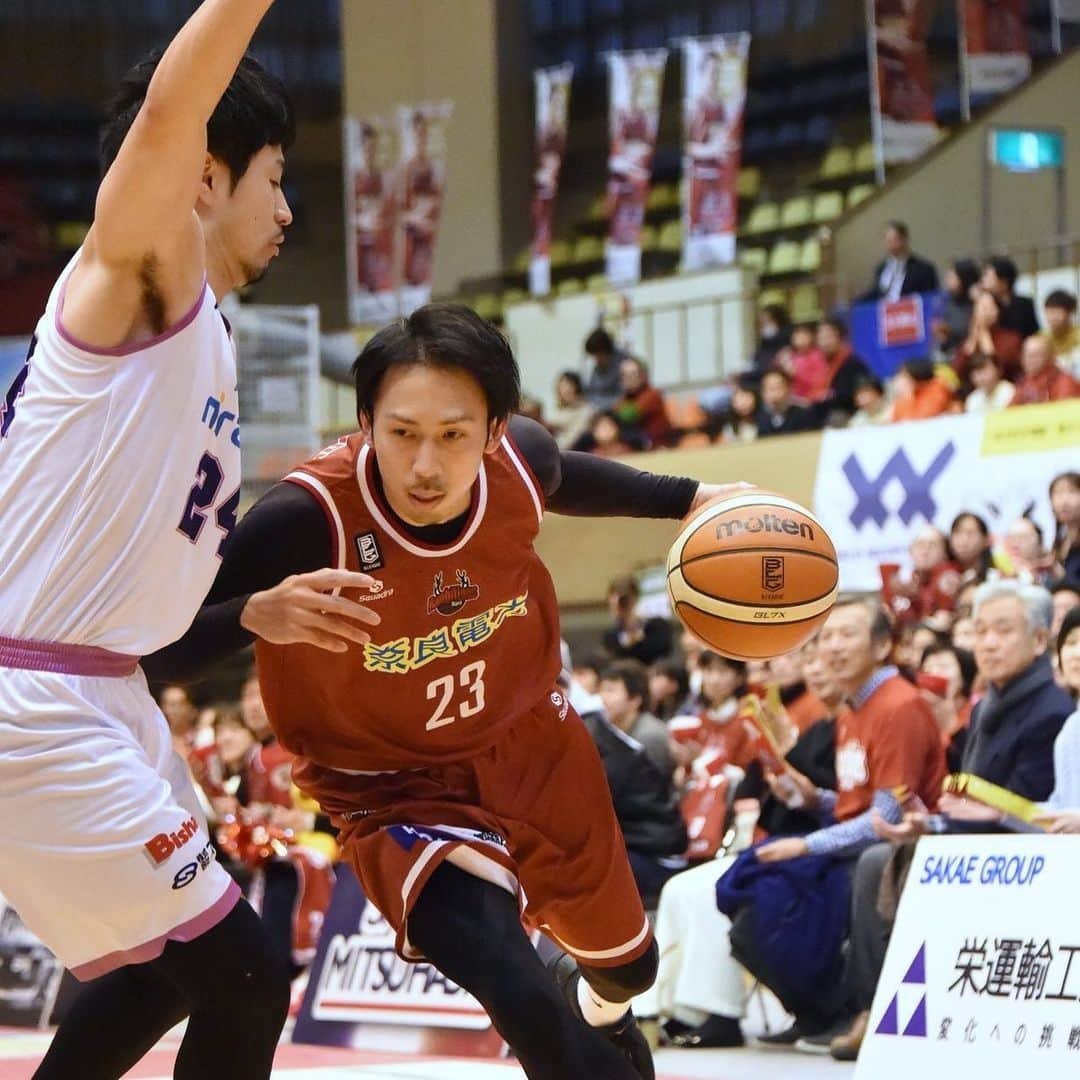 バンビシャス奈良さんのインスタグラム写真 - (バンビシャス奈良Instagram)「【横江豊選手　選手契約合意】  バンビシャス奈良では、#23 #横江豊  選手との契約が合意に達しましたのでお知らせいたします。 なお、本日6/24日付けで自由交渉リストから抹消されます。  #Bリーグ #バンビシャス奈良」6月24日 13時01分 - bambitiousnara