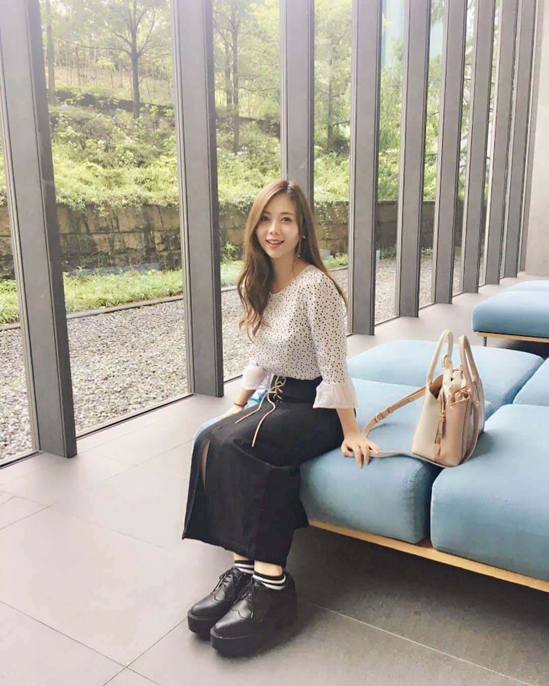 西村季里子さんのインスタグラム写真 - (西村季里子Instagram)「・ アサヒのビール工場に行ってきた🍻 ビール作りの工程とか、 実際の現場も見れて楽しかった😍 作りたてのビールも…🍺 (わたしは飲まないけど🙅🏻‍♀️) カルピスがとっても美味しかった🥛笑 ジンギスカンも食べれて満足🤤💕 . ビール工場のあとは 御殿場アウトレットに行ったり🌻 富士山も近くで見れた〜🗻✨✨ 一日中遊びまくって楽しかった💓 #ビール#ビール工場#アサヒビール #アサヒビール工場見学 #asahi#カルピス #アサヒスーパードライ#作りたてのビールビール #ジンギスカン#焼肉#ジェラート#富士山 #御殿場#御殿場アウトレット#遠出 #follow#followme」6月24日 12時56分 - kiriko_nishimura