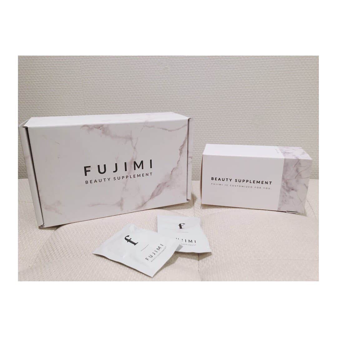 葉月ゆめさんのインスタグラム写真 - (葉月ゆめInstagram)「FUJIMI @fujimi_official さんの サプリメントが届きました 💊♡ 簡単な肌診断から自分に合うサプリメントを 11種類の中から5種類セレクトして 1ヶ月分をお届けしてくれるのです 🚚 1日分が個包装になっているから 衛生的で分かりやすいのも◎ ・ ・ 少し前からお肌の調子が 安定しないのでインナーケアから 見直したいと思います 🙂 #FUJIMI #FUJIMIサプリ #フジミ #肌診断 #カスタマイズサプリ #美意識 #美は内側から #サプリメント #サプリ #美容 #トラブル解消 #美肌 #肌質改善 #肌ケア #肌断食 #美容サプリ #美容垢 #美活 #肌活  #インナーケア @fujimi_official」6月24日 13時35分 - yume_hazuki