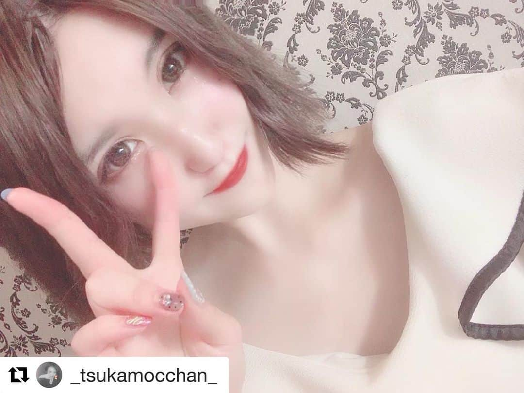 恵比寿フィラークリニックさんのインスタグラム写真 - (恵比寿フィラークリニックInstagram)「白玉点滴を受けられた患者さまが投稿してくださりました😘✨ ㅤㅤㅤㅤㅤㅤㅤㅤㅤ うっかり焼けてしまった日焼けを、白玉点滴の抗酸化作用で無かったことに😍 ㅤㅤㅤㅤㅤㅤㅤㅤㅤ 1回5000円で続けやすいのも魅力です✨ ぜひお試しくださいませ✨ ㅤㅤㅤㅤㅤㅤㅤㅤㅤ #Repost @_tsukamocchan_ with @get_repost ・・・ やっと白くなってきた❤️白玉注射おすすめです🌟  @filler_clinic  #関西コレクション#17Kg#韓国#韓国女子#韓国大好き#韓国コスメ#韓国系#韓国ファッション#韓国男子#新大久保#新宿#お洒落#美意識#美容好きな人と繋がりたい #音楽好きな人と繋がりたい #モデル#アーティスト#白玉注射#美白#インフルエンサー#サロンモデル#YouTuber#歌舞伎町 #フィラークリニック #白玉点滴」6月24日 14時41分 - filler_clinic