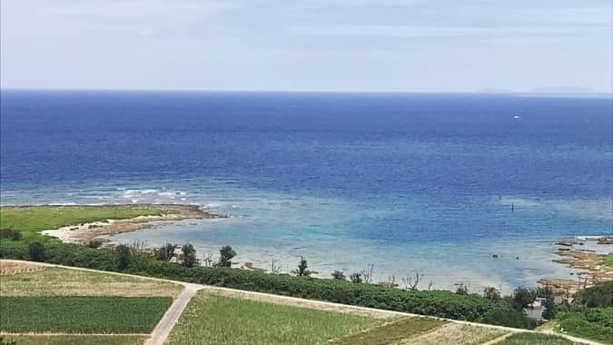 榊原みゆくさんのインスタグラム写真 - (榊原みゆくInstagram)「【空と海】 癒されまくり😍 今回は、亀も観れたし、一緒に泳ぐことはできなかったけど、なんしか早い笑  魚にも触れ合えたし^_^ 満足そして感謝🙏  こういう息抜きも大切。  次回は防水GoPro必携だわさ。  #kumejima #okinawa #sea #ミーフガー #久米島 #沖縄 #パワースポット #旅行 #travelblogger #followme #自然」6月24日 15時07分 - miyukuscarab