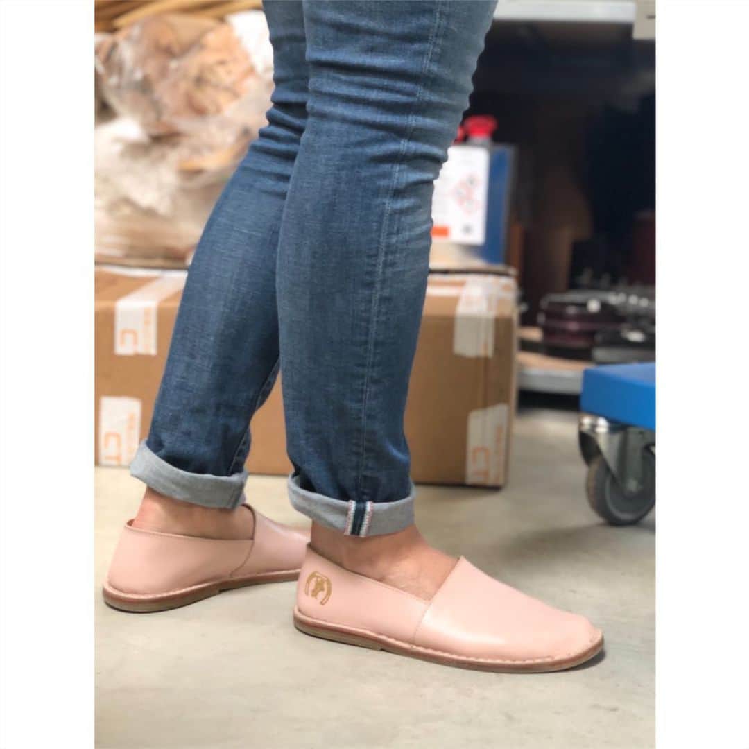 のインスタグラム：「Maurice  #labottegardiane #chaussures #fabriqueenfrance #workingshoes #camargue」