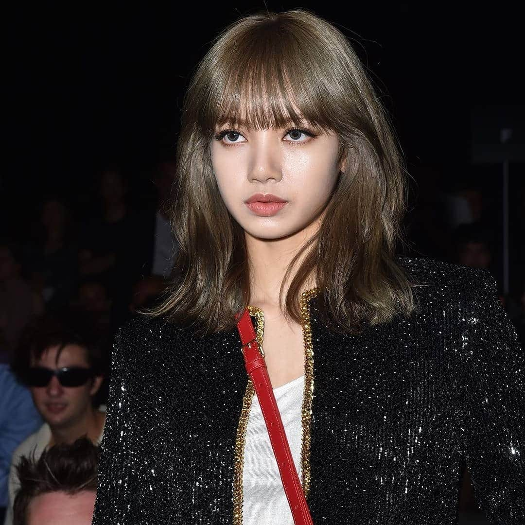 リサさんのインスタグラム写真 - (リサInstagram)「190624 - Celine's Paris Fashion Week Show #BLACKPINK#블랙핑크#LISA#리사 —© owner」6月24日 15時25分 - lisa.blackpink