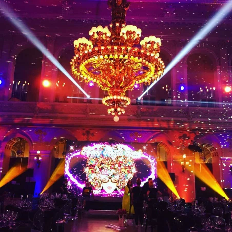 ペトラ・ネムコバさんのインスタグラム写真 - (ペトラ・ネムコバInstagram)「The words can’t even describe how special was our 8th @happyheartsczech “Secret Gala Dinner” in #Prague. People kept coming to me saying that they never been to gala with so much love! 🧡 The goal of the gala was to rebuild schools after natural disasters so we can help children who are forgotten, but to me the true success of even is measured also in how much love people feel in a room. 🧡 We have doubled the amount raised last year and we made our friends in a room cry with tears of joy, laugh, dance and make unforgettable memories! I’m so grateful to the incredible angels who has been part of creating this magic on a stage and behind the stage. 🙏 Thank you #HappyHeartsCzech executive director & one big walking heart @karolinabosakova🙏, incredibly committed board member and editor in chief of @forbescesko @petrsimunek37 🙏, as well as @peter_varady, @radunka23,@andreapetrovicov,#marekbako,  @brunettgab and @uniquefashionweek for your incredibly hard work, dedication, love and such a special surprise which ruined all the ladies make up with tears. 😉 #Namaste 🙏🧡🙏 The 2nd surprise for everyone on this list including me was #JackyIckx singing #HAPPYBIRTHDAY song to me. 🥰 🎂 🙏#Unforgettable #SoMoving #Grateful.#HappyHeartsGala」6月24日 15時58分 - pnemcova