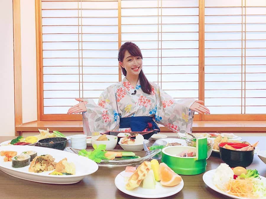 岩本恵美加さんのインスタグラム写真 - (岩本恵美加Instagram)「❁┈༚༝ 🖥静岡朝日テレビ『コピンクス2020』 🕒2019.06.25 (火) 23:15〜 ﹋﹋﹋﹋﹋﹋﹋﹋﹋﹋﹋﹋﹋﹋﹋﹋﹋﹋ 大江戸温泉物語 伊東ホテルニュー岡部 をご紹介させて頂きます🧖‍♀️🧖‍♂️ᐝ ㅤㅤ お部屋、温泉、バイキングの魅力を ギュギュッと詰め込んでお届け！ ㅤㅤ 幻想的な影絵が映し出された天然温泉♨️ 豪華グルメバイキングは夏の海鮮フェア🌻🐠 旨辛コーナーもあります✧︎*。 ㅤㅤ 私は金目鯛のお刺身を頂きました〜💓 ㅤㅤ 浴衣選びも楽しいポイント♬ 料金や詳しい事などは 番組をチェックしてみて下さい☺️！ ㅤㅤ #大江戸温泉物語 #大江戸温泉物語伊東ホテルニュー岡部 #伊東ホテルニュー岡部 #温泉 #温泉旅行 #温泉女子 #天然温泉 #伊東 #旅行 #バイキング #浴衣 #浴衣女子 #静岡 #静岡旅行 #onsen #onsen♨️ #yukata #shizuoka #trip #girlstrip  #selfie #photo #instafood」6月24日 16時26分 - emk_iwmt