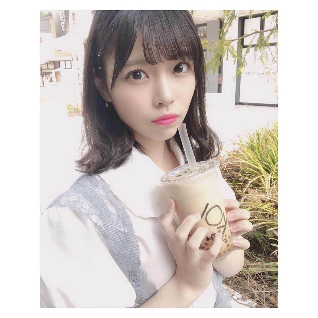 岩田陽菜さんのインスタグラム写真 - (岩田陽菜Instagram)「● #タピオカ 飲む？☺️●﻿ ﻿ ﻿ #広島 #広島タピオカ﻿ #koi #黒糖ミルクティー #甘い #美味しい﻿ ﻿ #シルバーアクセサリー #可愛くて﻿ #ハマりました 🤦‍♀️💨﻿」6月24日 22時04分 - hina_naso_stu48