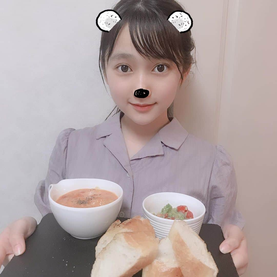 鈴木くるみさんのインスタグラム写真 - (鈴木くるみInstagram)「今日の夜ご飯💕  #夜ご飯 #フランスパン #鶏肉 #トマト #煮込み #チーズ #アボカド #プチトマト #美味しい」6月24日 22時10分 - kurumi_akb48