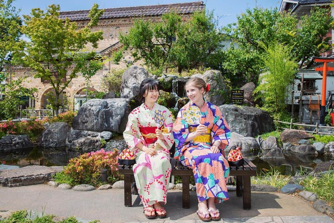 Rediscover Fukushimaさんのインスタグラム写真 - (Rediscover FukushimaInstagram)「From April this year, you can now rent Kimono and Yukata from Tsuruga Rental Shop next to Tsurugajo Castle! 👘✨ the weather was absolutely amazing for our photo shoot last week」6月24日 16時44分 - rediscoverfukushima