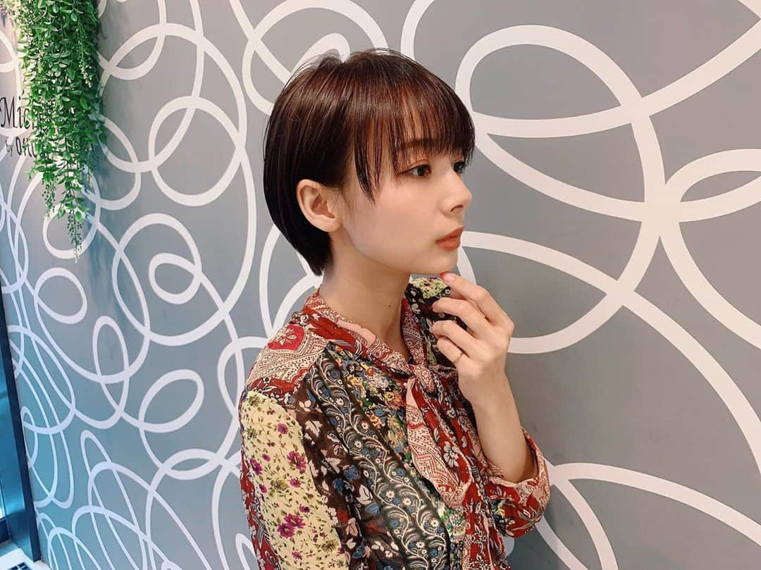 岡田紗佳さんのインスタグラム写真 - (岡田紗佳Instagram)「髪のメンテナンスしてきました💇‍♀️ 色が今までで一番好き！もうどれくらいお世話になってるんだろう。  @sasage_hair 捧さん！  #ショート #ショートヘア」6月24日 16時45分 - sayaka_okada