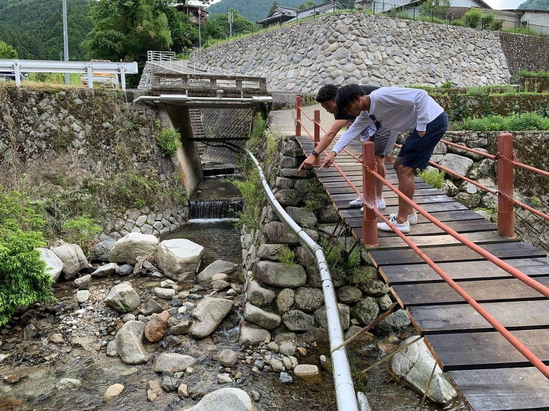 長沼洋一さんのインスタグラム写真 - (長沼洋一Instagram)「DAY OFF！！ 下川家と釣り堀行ったよー🎣 #せせらぎ亭#釣り堀 #いいオフ#あらした🙇 #現場からは以上です。」6月24日 17時28分 - yoichi.sanf