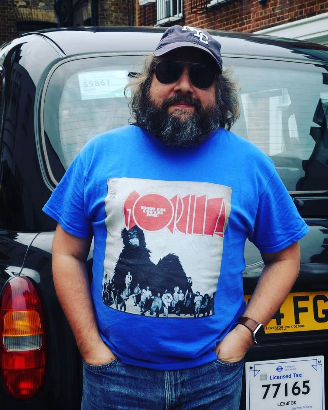 エドガー・ライトさんのインスタグラム写真 - (エドガー・ライトInstagram)「Paul Machliss rocking a Bonzos tee.」6月24日 17時29分 - edgarwright