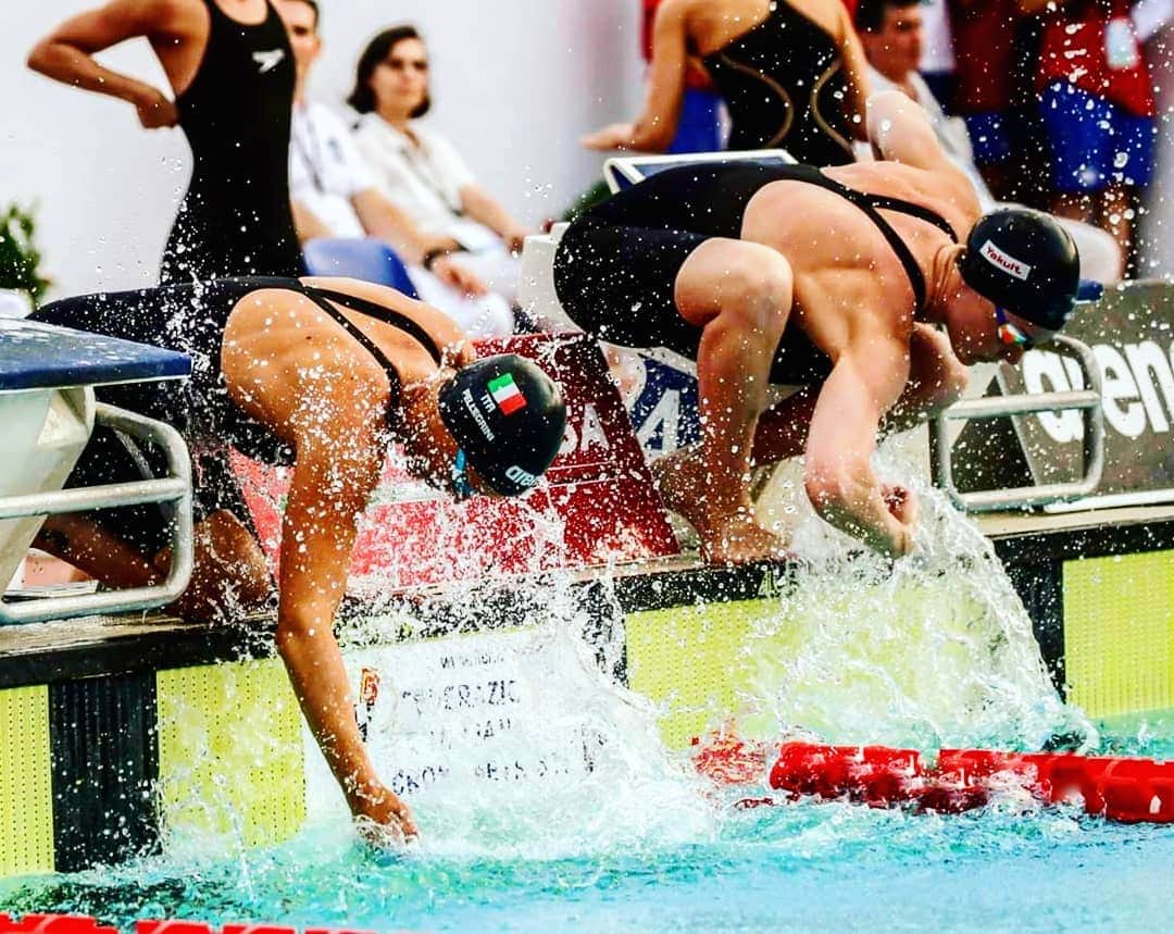 フェムケ・ヘームスケルクのインスタグラム：「Cooling off before the fight 😉🔥 🇮🇹 ❤️ . . Grazie Mille to all volunteers and everyone on the stands ❤️❤️. It's amazing to race at the Sette Colli and feel your energy!! . . 🥈 1.56.35 SB 💪😊 . . #31istheNew21 #SetteColli2019 #TeamNL 📸 : Claudio Bosco」