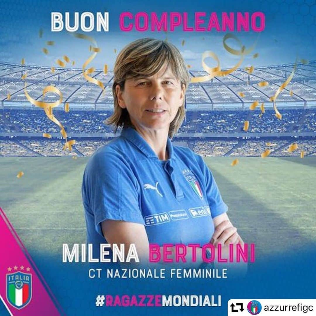 サッカーイタリア代表さんのインスタグラム写真 - (サッカーイタリア代表Instagram)「#repost @azzurrefigc ・・・ 🇮🇹 Tanti auguri alla nostra CT @bertolinimilena che oggi compie 53 anni! 🎊 Buon compleanno 🎉 #RagazzeMondiali #FIFAWWC」6月24日 18時18分 - azzurri