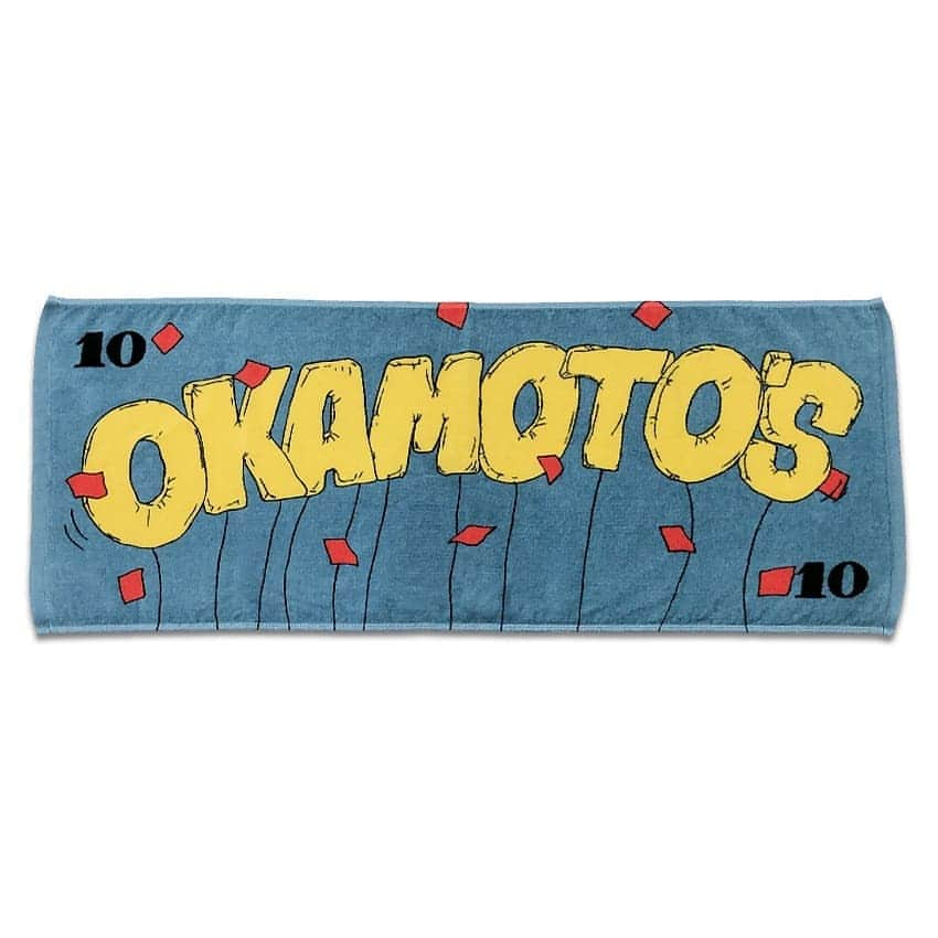 OKAMOTO’Sさんのインスタグラム写真 - (OKAMOTO’SInstagram)「6月27日(木)に日本武道館にて開催される 「OKAMOTO'S 10th ANNIVERSARY LIVE "LAST BOY"」のグッズを公開！ 全国ツアー「OKAMOTO’S 10th ANNIVERSARY LIVE TOUR 2019 "BOY"」のツアーグッズに加え、 武道館公演記念グッズを含めたNEWグッズが多数登場！ また、OKAMOTO’S公式アプリ「オカモトークQ」のプレミアム会員のみが購入できる、スペシャルなグッズも登場！ "最初で最後"の日本武道館ワンマン公演グッズを是非チェックしてみてください！ 【NEW GOODS】 ■LAST BOY Tシャツ (ホワイト/ブラック) [SIZE：S/M/L/XL]：￥3,000 ■LAST BOY Tシャツ (Mafia) [SIZE：L/XL/XXL]：￥3,500　※「オカモトークQ」プレミアム（有料）会員限定グッズ ■LAST BOY トート：￥2,000 ■Dancing Boy キャップ：￥2,500 ■10th Anniversary タオル：￥1,500 ■10th Anniversary マグカップ：￥1,500 ■オカモトズ缶バッジ・パート14：￥800 【OKAMOTO’S 10th ANNIVERSARY LIVE TOUR 2019 "BOY"GOODS】 ■BOY アルバムジャケットTシャツ ホワイト [SIZE：S/M/L/XL]：￥3,000 ■BOY Tシャツ ブラック [SIZE：S/M/L/XL]：￥3,000 ■BOY ロングTシャツ (ホワイト/ブラック) [SIZE：S/M/L/XL]：￥4,000 ■BOY アノラックパーカー [SIZE：M/L/XL]：￥6,500 ■BOY ロゴラバーキーホルダー付きビッグトート：￥4,500 ■BOY タオル：￥1,500 ■BOY iPhoneケース（6,6s,7,8用/X用）：￥2,500 ■10周年記念！アルバムジャケットキーホルダー(シークレット有)：￥700 ※8種+シークレット1種 計9種/ランダム販売 ■BOY ステッカーセット：￥700 ※すべて税込価格 ＜「オカモトークQ」プレミアム会員限定　LAST BOY Tシャツ (Mafia) 購入について＞ ※スマートフォン向け、OKAMOTO’S公式アプリ「オカモトークQ」プレミアム（有料）会員の方のみご購入可能な商品です。 ※お一人様2枚までご購入いただけます。 ※グッズ購入時にプレミアム会員の確認をさせていただきます。「オカモトークQ」アプリを起動後「マイページ」をご提示ください。 ＜オリジナルビニールバッグ＆スペシャルポスタープレゼント！＞ グッズを￥3,000以上ご購入の方に、オリジナルビニールバッグを1枚、 ￥8,000以上ご購入の方に、B2変形スペシャルポスターを1枚プレゼント！ ※数に限りがあります。無くなり次第配布終了となりますので、ご了承ください。 ＜グッズ販売開始時間＞ 6月27日（木） 日本武道館　15：00～販売開始 ※当日の状況により、販売時間が若干前後する場合がございます。予めご了承ください。 ※場外テントにて販売いたします。チケットをお持ちでないお客様でもご購入いただけます。 ※開場後・終演後も販売を行っておりますが、数量に限りがある商品もございますので、お早めにお買い求めください。 【クレジット決済について】 当日はクレジット決済がご利用いただけます。 お支払いは一括払いのみのお取り扱いです。また、混雑緩和の為￥3,000以上からのご利用をお願いしております。 ご利用頂けるカード：VISA／Master／JCB／Diners／AMEX ※上記のカードでも、一部ご利用頂けない場合がございます。 ※電波状況や売り場の混雑具合により、クレジット決済のお取り扱いを中止させていただく場合がございます。予めご了承ください。」6月24日 18時34分 - okamotos_official