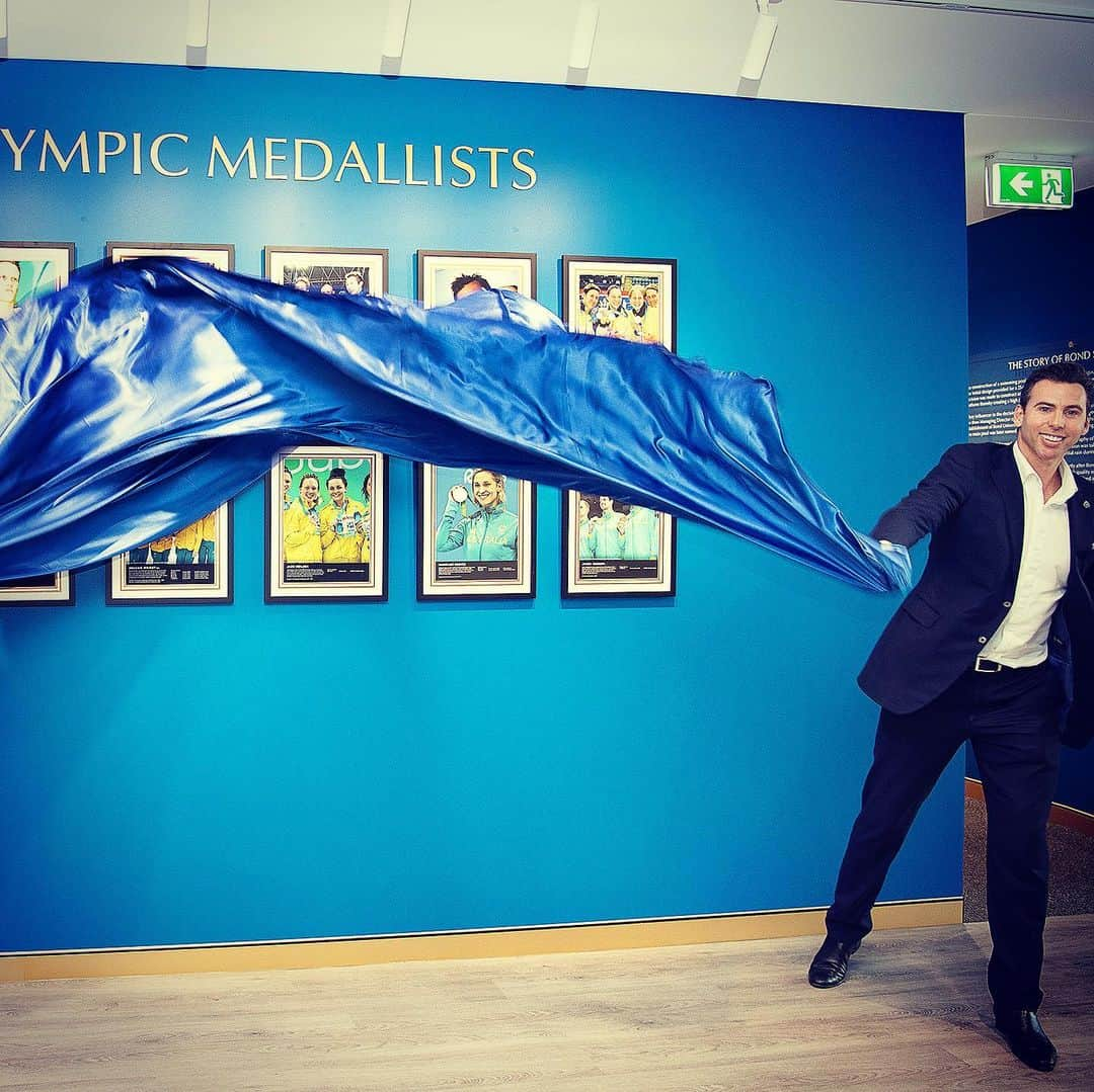 グラント・ハケットさんのインスタグラム写真 - (グラント・ハケットInstagram)「Such an honour to unveil the new Swimming Hall of Fame & short course pool at my old university @bonduniversity along with some legends of the sport who I truly admire @andrewbaildon @mel_wright86 #jonseiben and the Bond University VC, Professor Tim Brailsford who is one person I have the upmost respect for! Thank you to everyone who attended, especially my mum! #bonduni #swimming #halloffame #honoured #adcoconstruction」6月24日 18時48分 - grant__hackett