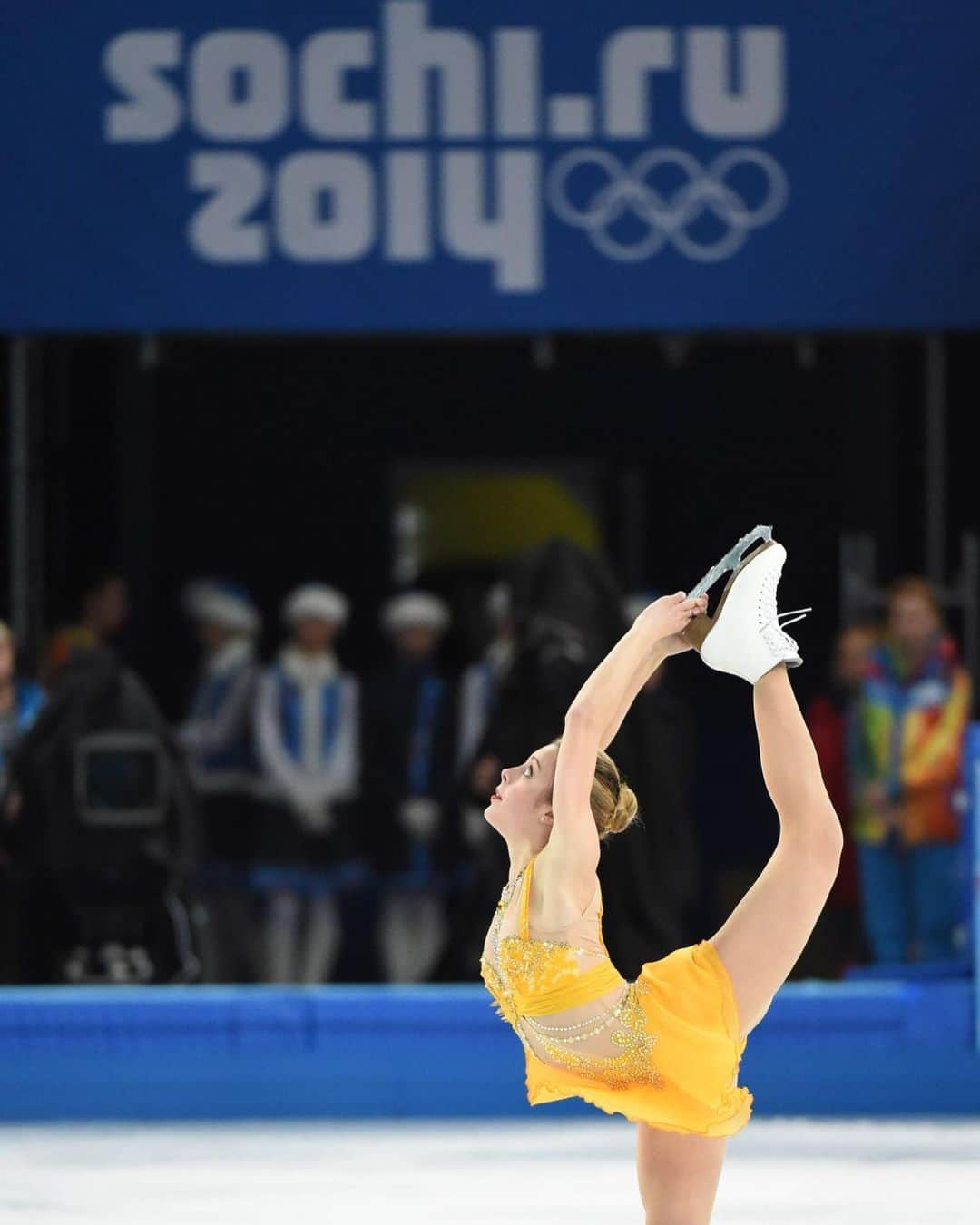 アシュリー・ワグナーさんのインスタグラム写真 - (アシュリー・ワグナーInstagram)「Happy #OlympicDay (a day late). I got to this point in my career in a pretty unconventional way, but it was an absolute dream come true. This moment pushed me to appreciate and make the most of my time on the ice, and made me hungry to prove I deserved to be there. My experience was full of moments I will never forget and I am so THANKFUL I am able to call myself an Olympian!!」6月24日 18時56分 - ashwagner2010