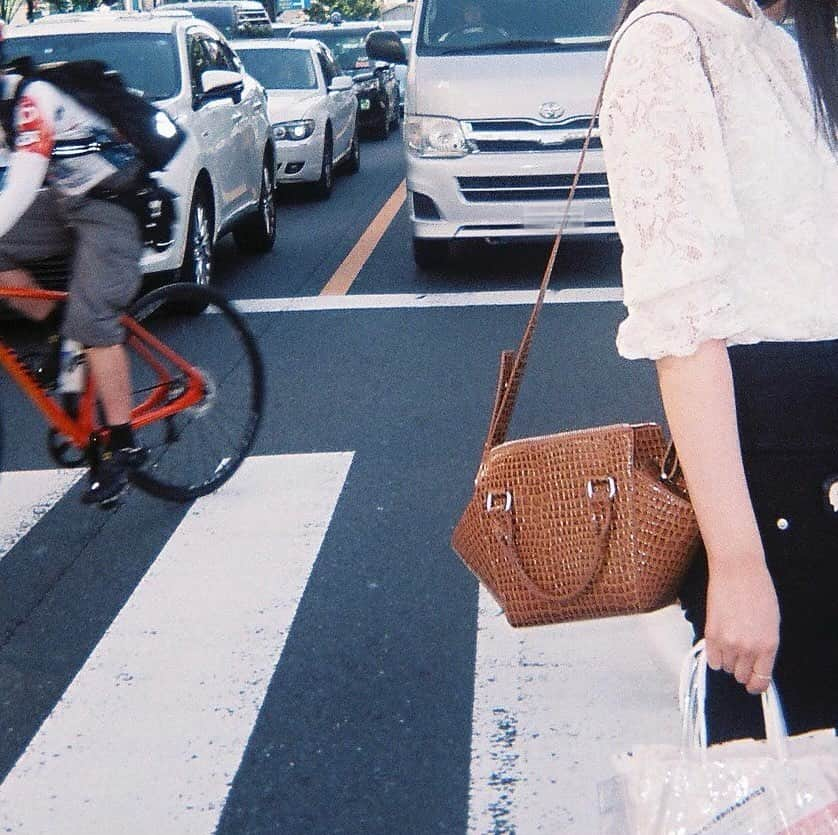 青島妃菜さんのインスタグラム写真 - (青島妃菜Instagram)「.﻿ ﻿ 人生はあっという間だよ、﻿ 1日1日を使ってしっかり成長しないとね。﻿ 誰だって毎日楽しい事ばかりおきて欲しいと願うかもしれないけど、辛い事も悲しい事も﻿ それがあって﻿ 人間らしい人生になると思う。﻿ ﻿ だからこそ、私は嫌なことでもなるべく立ち向かって自分自身を成長させたいと思う、」6月24日 19時03分 - hina1226_01