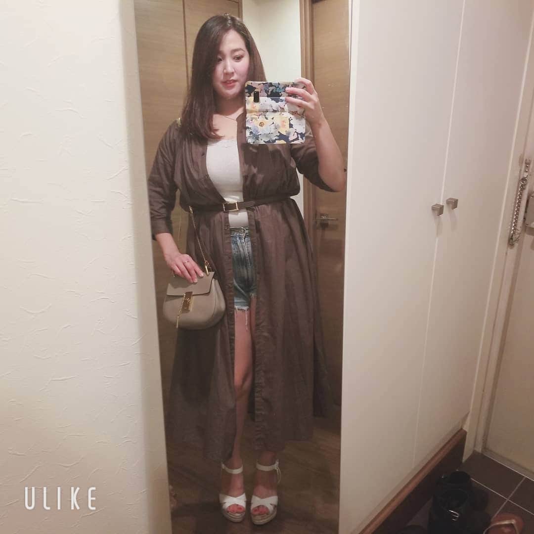うさまりあのインスタグラム：「． ． 今日のコーデ☺💕 ． ． cordigan @grshimamura belt @grshimamura inner @chilleanap_official 👖denim @levis_japan 👡shoes @poolside_official ． ． ． #ootd  #code #うさまりあ #ぽっちゃりモデル  #大きいサイズ #ぽっちゃりコーデ  #ぽっちゃり女子 #プラスサイズ」