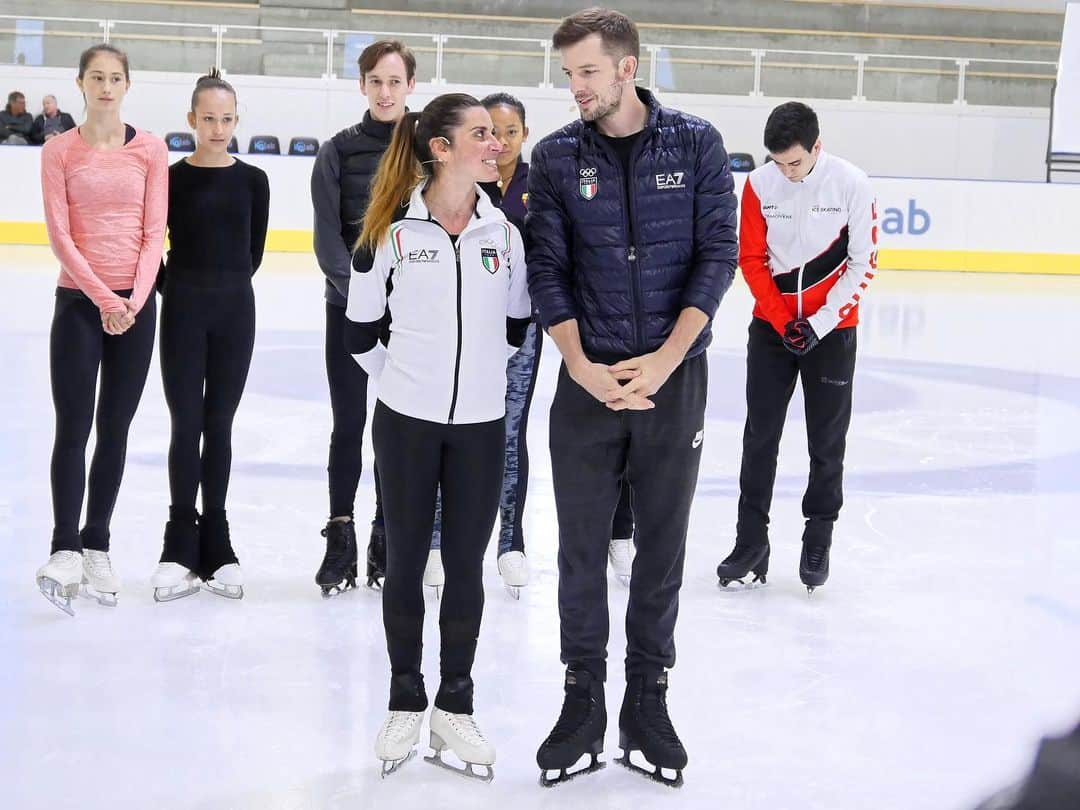 ヴァレンティーナ・マルケイさんのインスタグラム写真 - (ヴァレンティーナ・マルケイInstagram)「Back on the ice with my partner in crime @ondrejhotarek as MODERATORS for the first ever “ART OF COMPONENTS” ISU seminar💪🏻🇮🇹 After one year apart from each other, it was good to get to share our knowledge and experience about the PERFORMANCE aspects with coaches and athletes from around the world, in our home ice rink. Life is unexpected at times but I decided to embrace every single moment it gives me.. beacuse why not if it puts that big smile on my face😘⛸ #marcheihotarek #backhome #whatsnext #daoathlete #icelab 📸 CARLO IVEGLIA @icelab_official」6月24日 19時24分 - valemarchei14