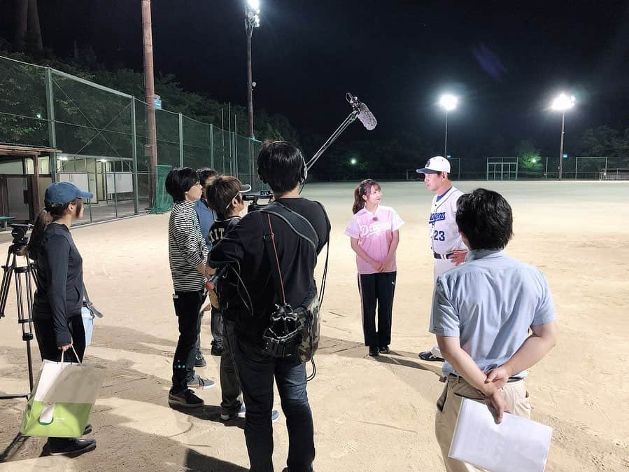 沢井里奈さんのインスタグラム写真 - (沢井里奈Instagram)「♡ . 本日中日ドラゴンズ応援番組 ｢ドラ・ナビ｣放送⚾️💙 . スターキャットさんの スタジオからお送りします🐱⭐ ゲストは宇野勝さん☺️💓💓 . 松井佑介選手、伊藤康祐選手、 渡辺勝選手にインタビュー🎤🌸 . そしてdelaアツでは ドラゴンズベースボールアカデミー エキスパートコースをレポート🌷✨ . #dragons #dranavi #starcat #nagoya #baseball #uniform #ootd #coordinate #fashion #instagood #instagramjapan #japanesegirl #girls #中日ドラゴンズ #ドラゴンズ #中日 #宇野勝 さん #川又米利 さん #ドラゴンズベースボールアカデミー #スターキャット #キャットチャンネル #岡崎中央総合公園 #岡崎市 #ドラゴンズ女子 #ユニフォーム #さわー野球 #沢井里奈」6月24日 19時34分 - sawairina