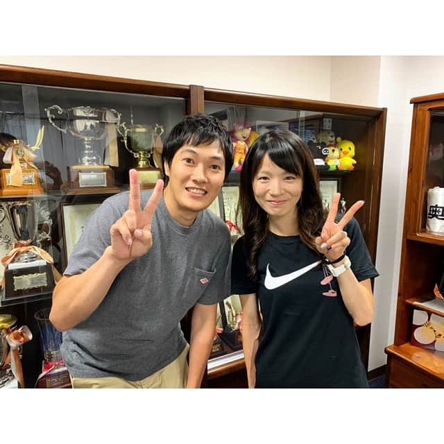 前田彩里のインスタグラム：「. とっても久しぶりの後藤アナ。 わざわざありがとうございました☘️ . 熊本愛が止まらない~🧡💛❤️ . #テレビ熊本 #TKU #地元感満載 #熊本弁炸裂 #ゆるめ #熊本愛 #がんばろー」