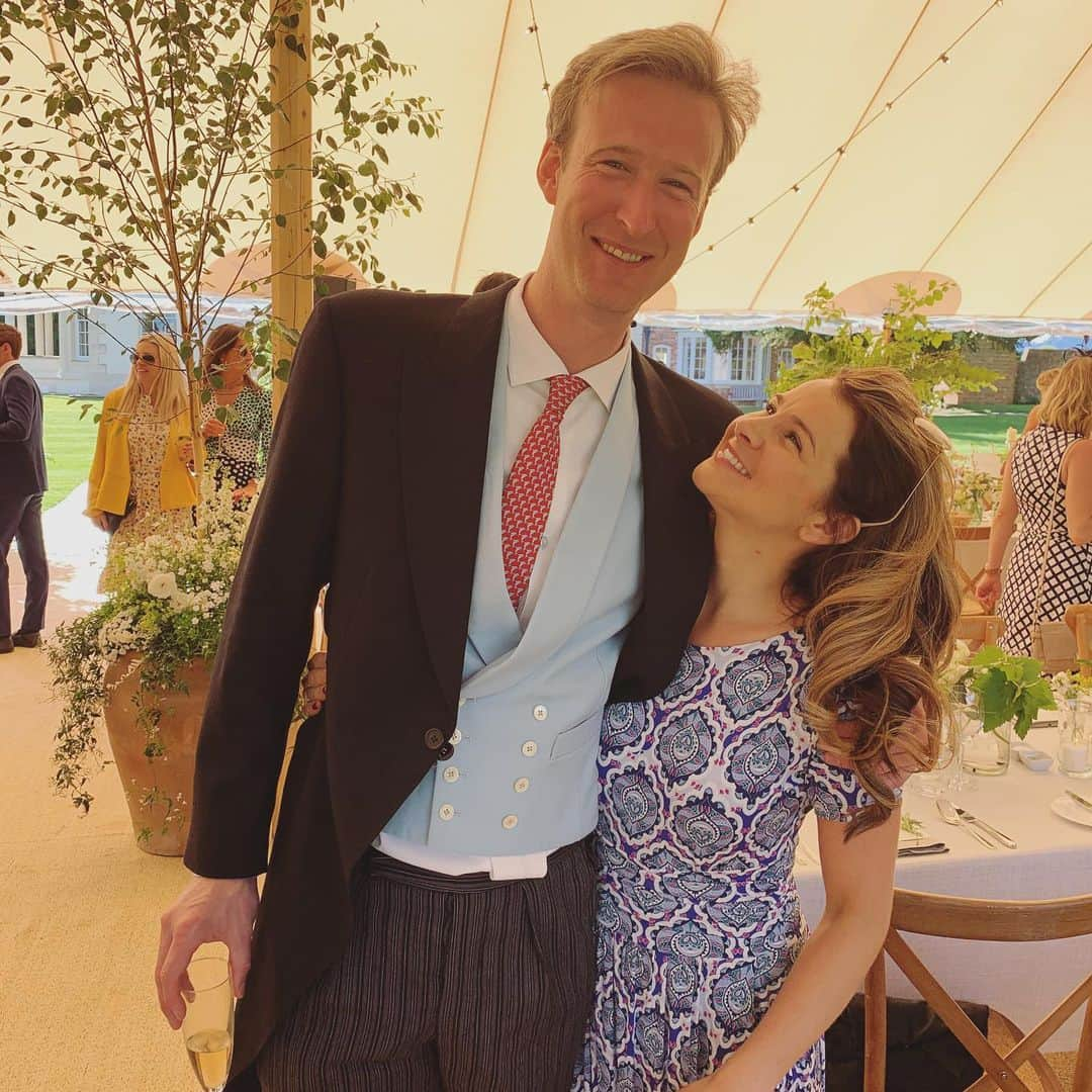 ハリー・ジャッドさんのインスタグラム写真 - (ハリー・ジャッドInstagram)「Strong photo bomb and wife steal from Kits Godfather 🎩」6月24日 19時55分 - harryjudd