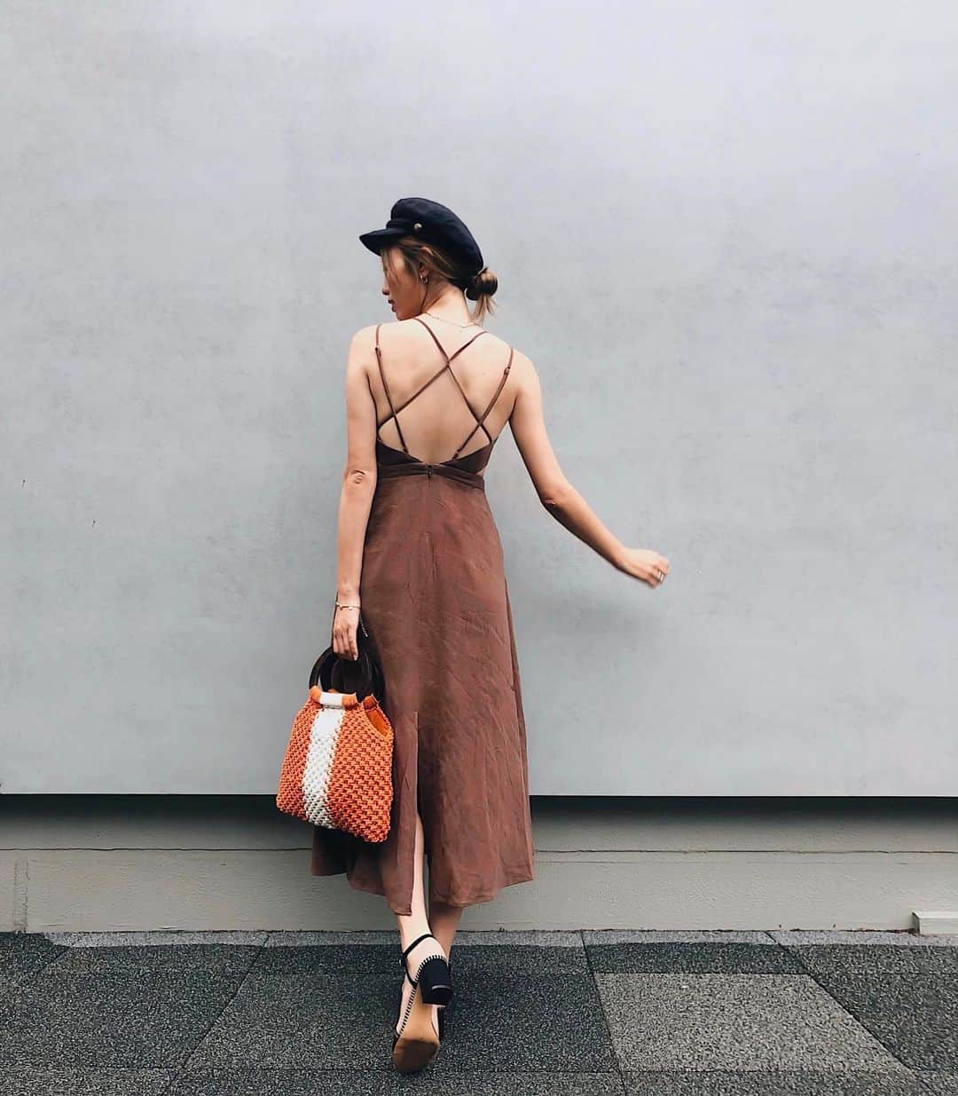 岩崎志保のインスタグラム：「全身ver. 👡 … @charleskeith_jp 💕 . #shihosstlye🦄」