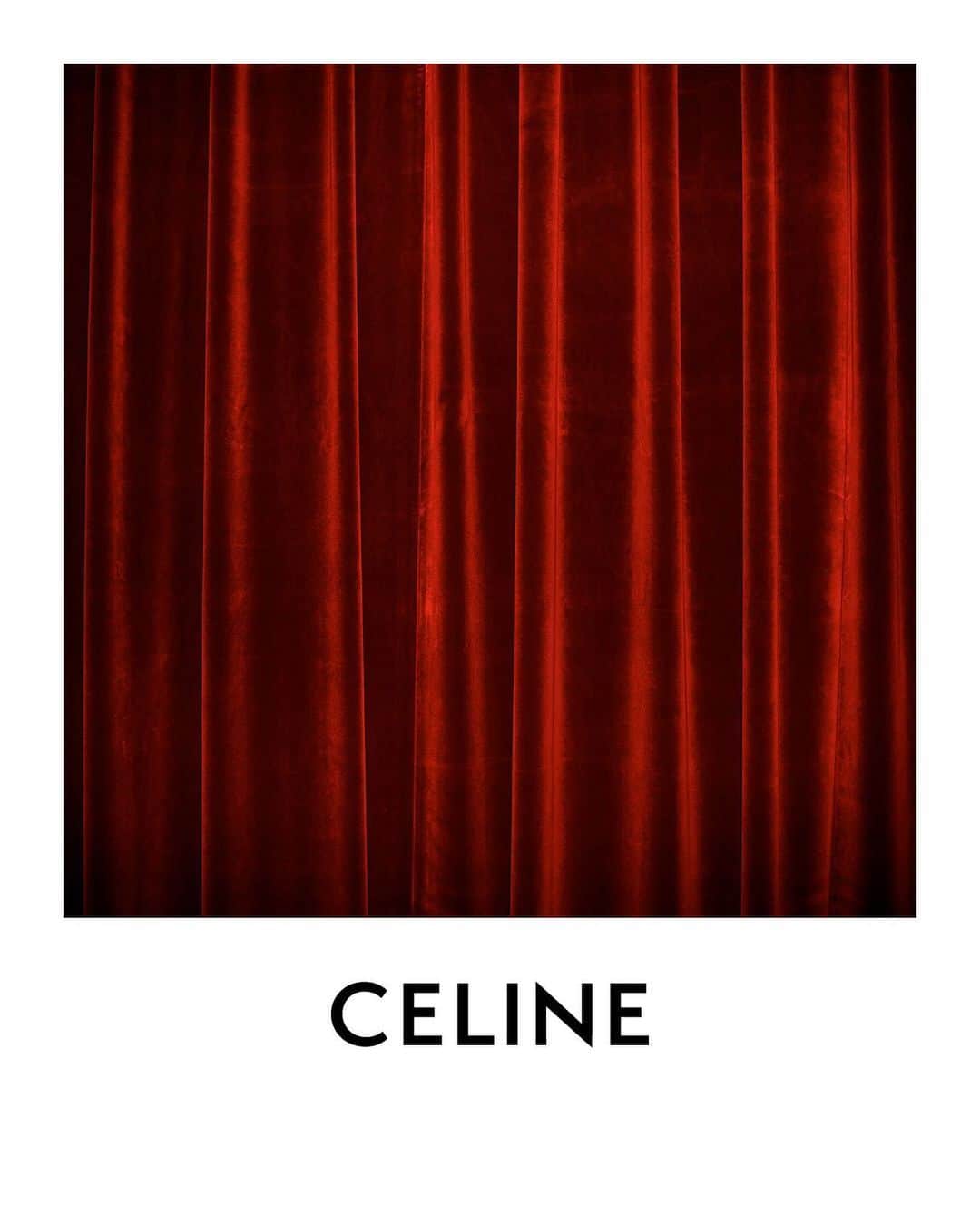 Celineさんのインスタグラム写真 - (CelineInstagram)「CELINE 04 MEN SUMMER 20 SET DESIGN BY HEDI SLIMANE LES INVALIDES, JUNE 2019  #CELINEBYHEDISLIMANE」6月24日 20時11分 - celine