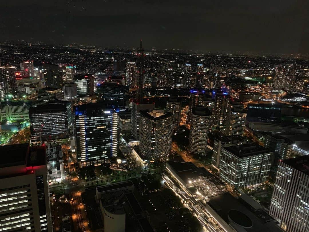 樹里咲穂さんのインスタグラム写真 - (樹里咲穂Instagram)「横浜の夜景🌃✨✨ 綺麗💕💕」6月24日 20時27分 - juripyon1028