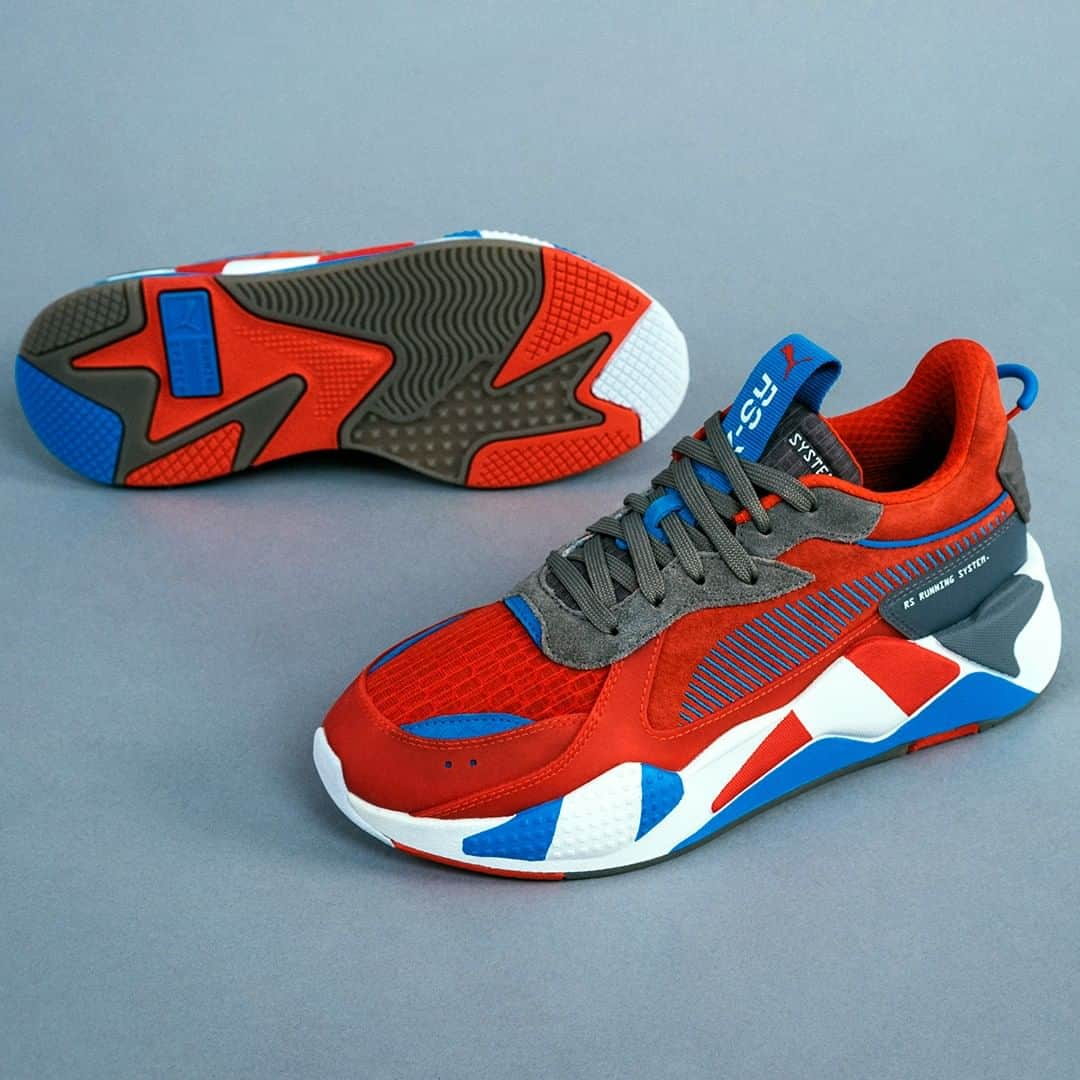 Foot Lockerさんのインスタグラム写真 - (Foot LockerInstagram)「RS-X goes to extremes with new, bold colorblocking. 🔴🔵⚪️ #Puma RS-X 'Retro' Available Now, In-Store and Online」6月25日 7時16分 - footlocker