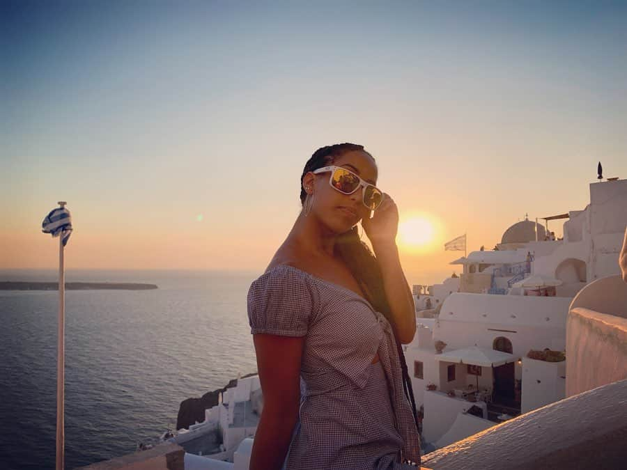 ソフィーナ・デジーサスさんのインスタグラム写真 - (ソフィーナ・デジーサスInstagram)「Greece 🇬🇷 * * * * *  #views  #happiness #santorini #greece #santorinigreece #oiasantorinigreece #vacation」6月25日 7時17分 - sophinathediva